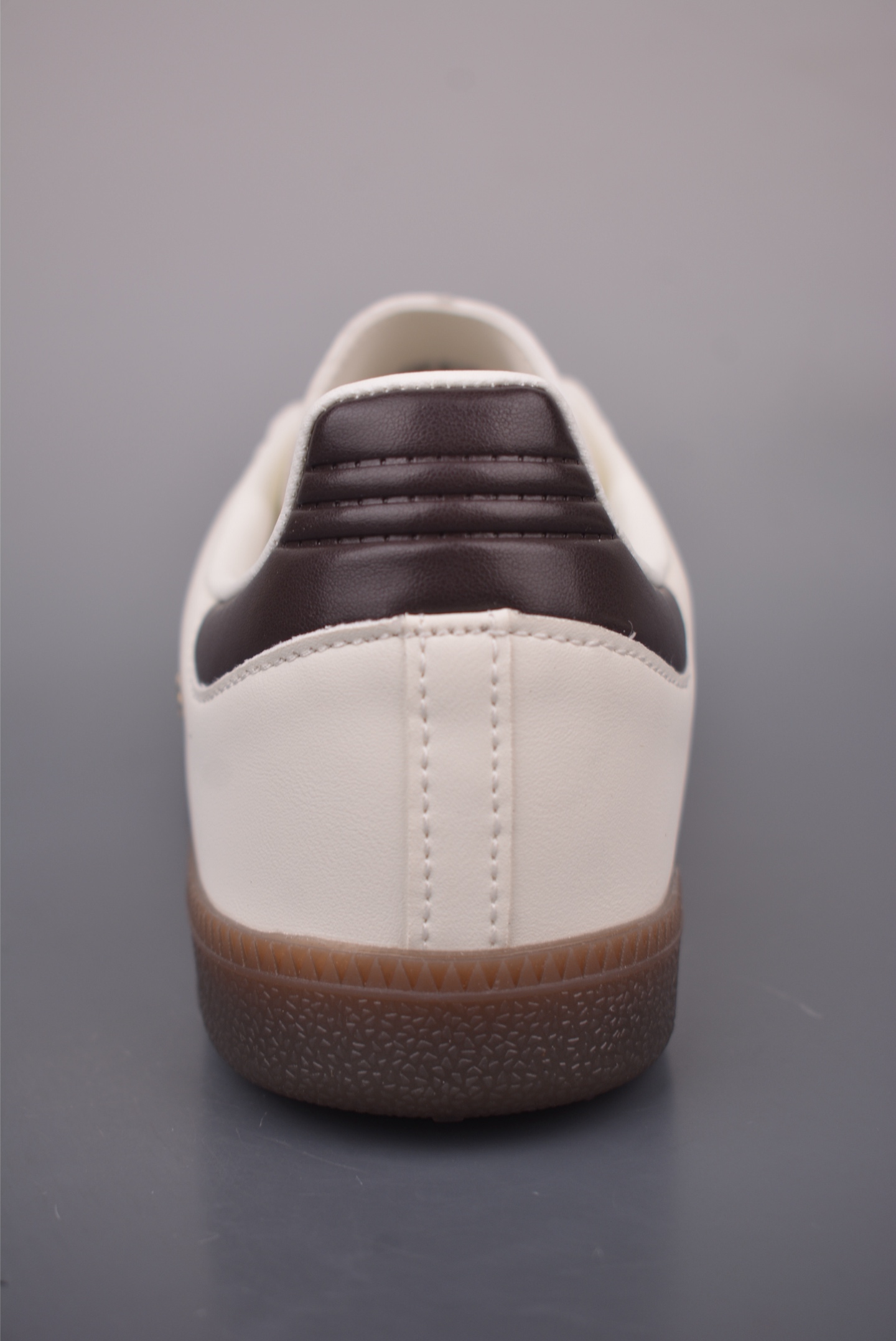 140 Adidas三叶草SAMBA 休闲板鞋 IH6628-Chinese UA Cheap High Quatity Brand Clothes Bags handbags Sneakers wholesale wholesaler seller from China Factory suppliers Fashion Clothing Shoes best Quality Beautiful Price 140 Adidas三叶草SAMBA 休闲板鞋 IH6628