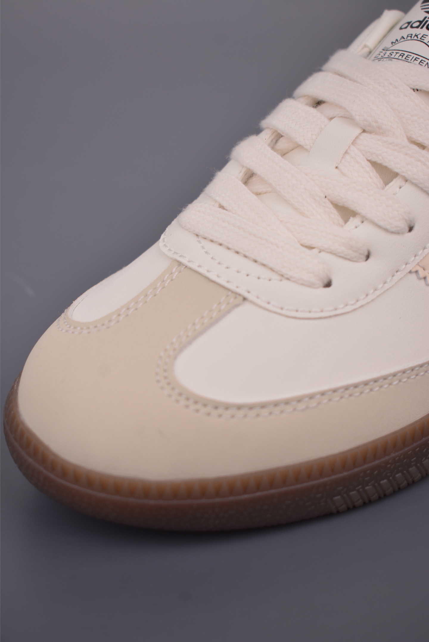 140 Adidas三叶草SAMBA 休闲板鞋 IH6628-Chinese UA Cheap High Quatity Brand Clothes Bags handbags Sneakers wholesale wholesaler seller from China Factory suppliers Fashion Clothing Shoes best Quality Beautiful Price 140 Adidas三叶草SAMBA 休闲板鞋 IH6628