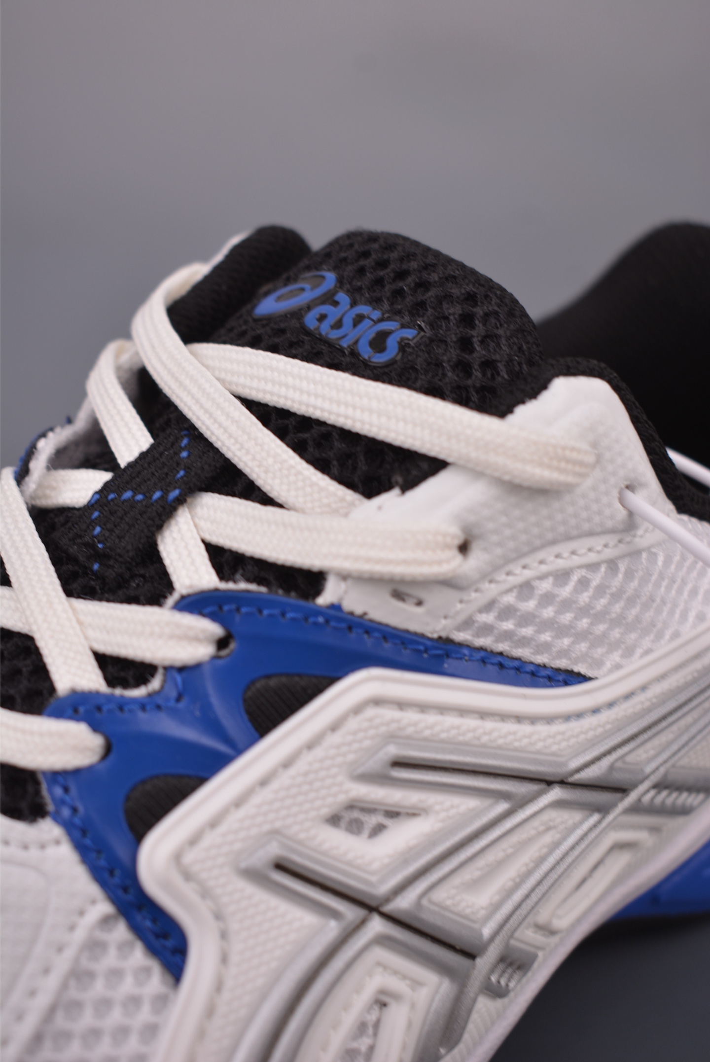 180 Asics UB12-S Gel-SD Lyte 亚瑟士舒适贴合跑步鞋 1203A886-100