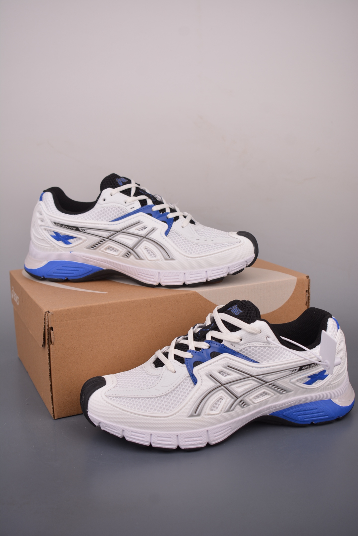 180 Asics UB12-S Gel-SD Lyte 亚瑟士舒适贴合跑步鞋 1203A886-100