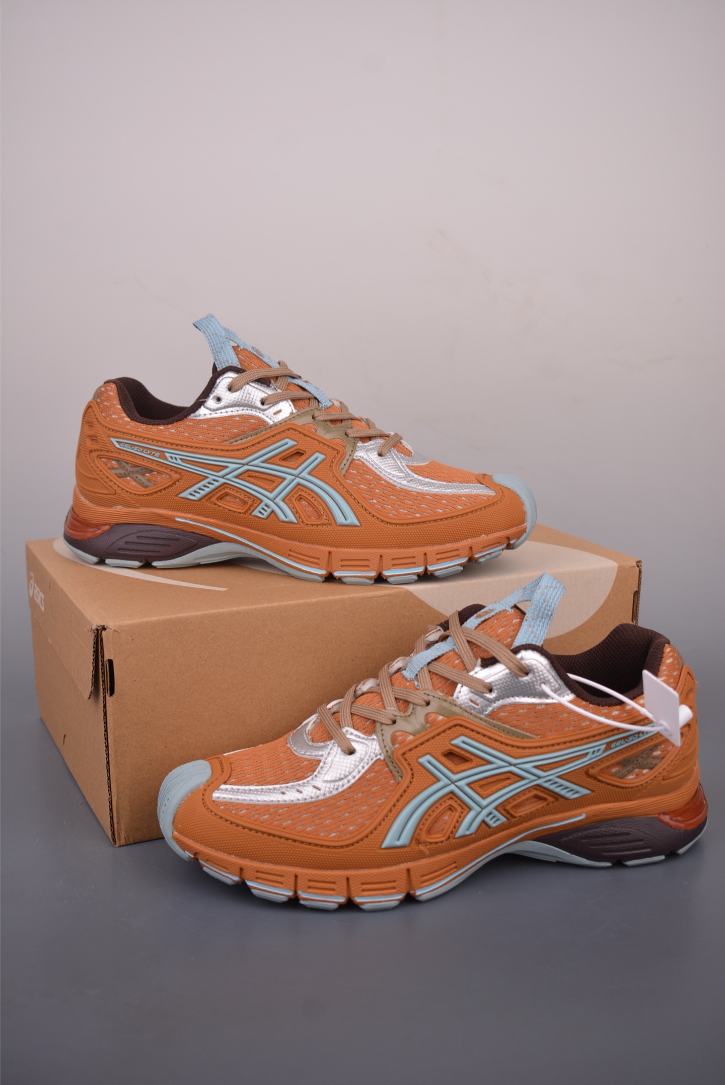 180 Asics UB12-S Gel-SD Lyte 亚瑟士舒适贴合跑步鞋 1203A665-400