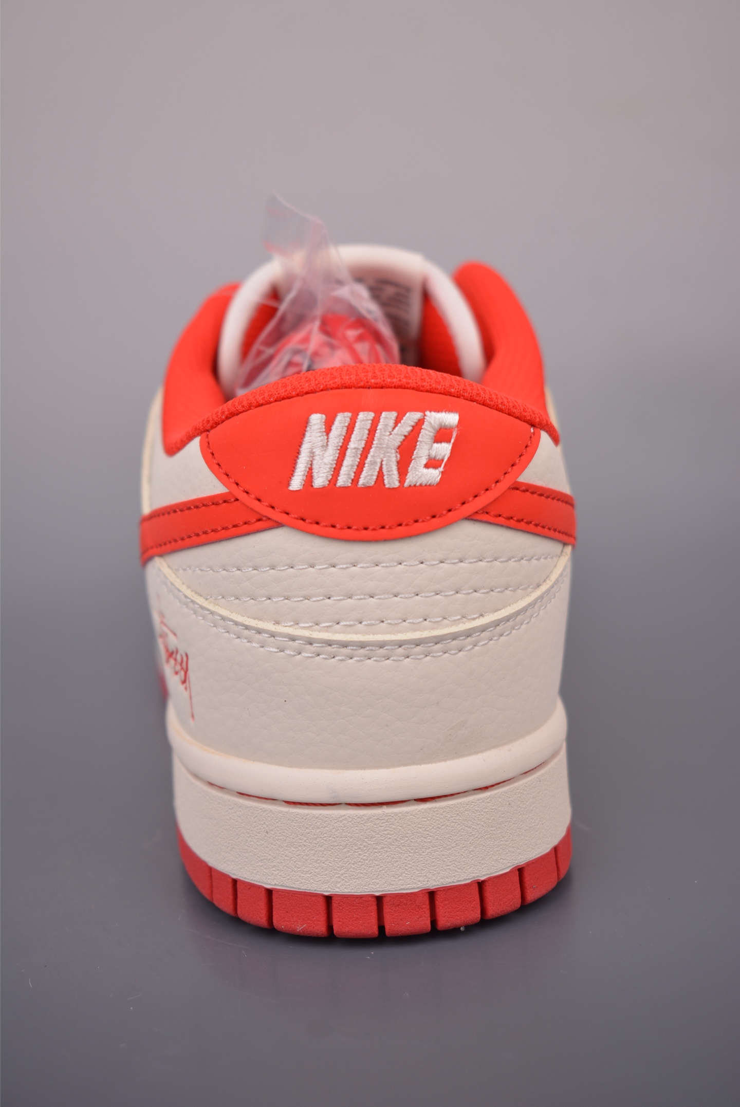 Nike SB Dunk Low Hello Kitty联名 SG6688-011-Top High Quatity Cheap Sneakers Fashion Clothing Clothes Bags handbags Shoes of all Brand wholesale With The best Quality And Beautiful Price from China Factory Chinese suppliers wholesaler seller Nike SB Dunk Low Hello Kitty联名 SG6688-011