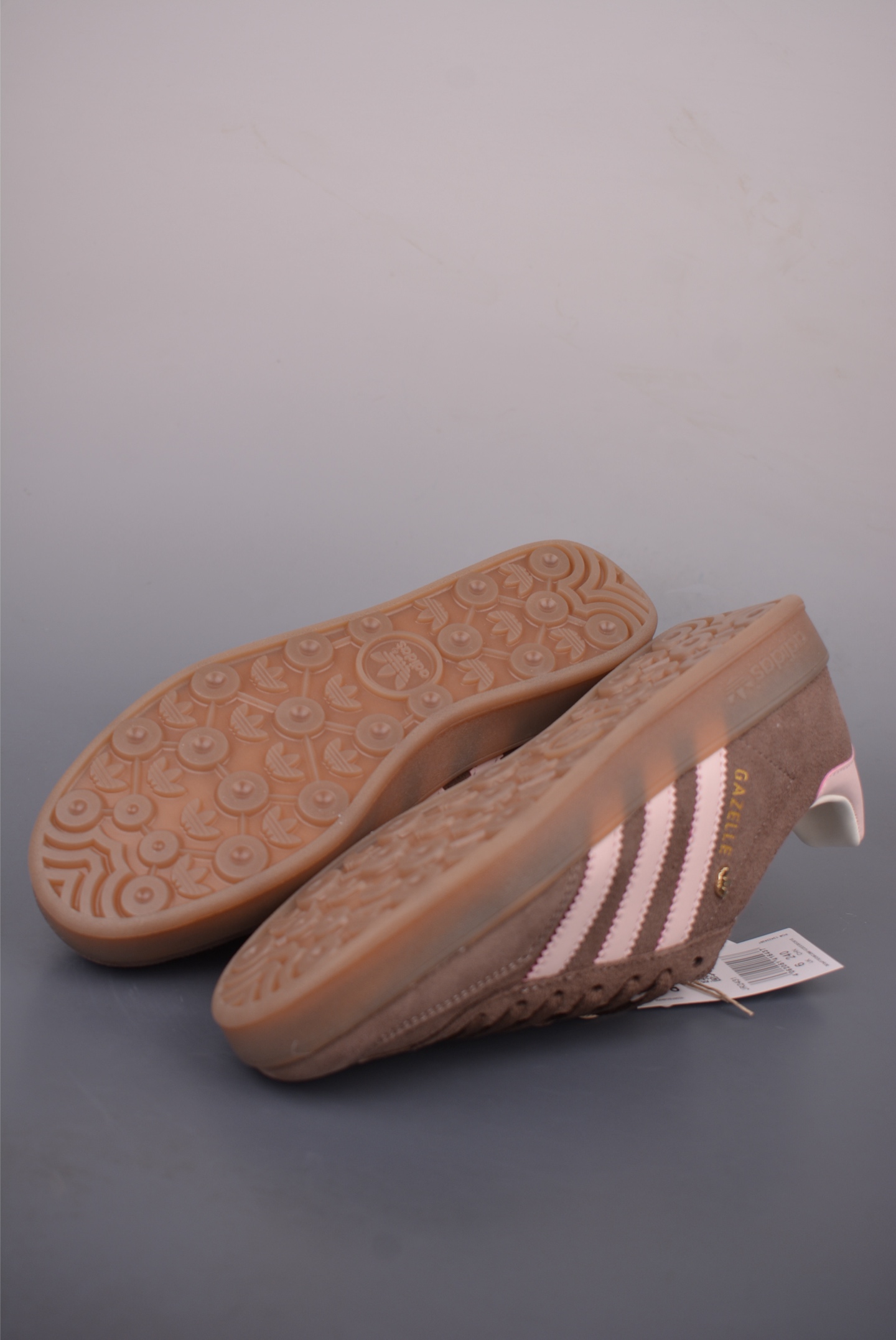 180 adidas Originals Gazelle INdoor 三叶草休闲防滑耐磨低帮板鞋 JR2431