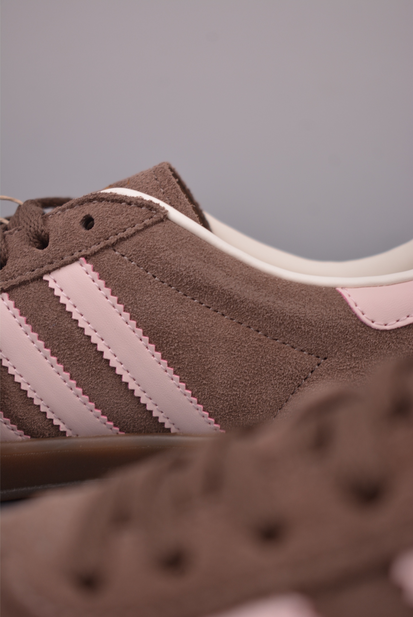180 adidas Originals Gazelle INdoor 三叶草休闲防滑耐磨低帮板鞋 JR2431