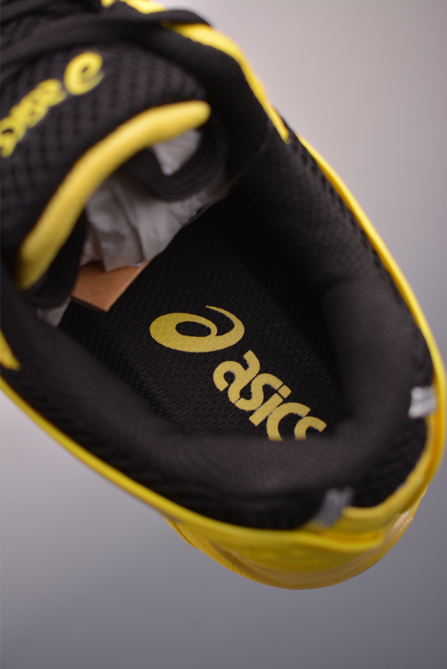 Asics UB12-S Gel-SD Lyte 亚瑟士舒适贴合跑步鞋 1203A886-750 Asics UB12-S Gel-SD Lyte 亚瑟士舒适贴合跑步鞋 1203A886-750