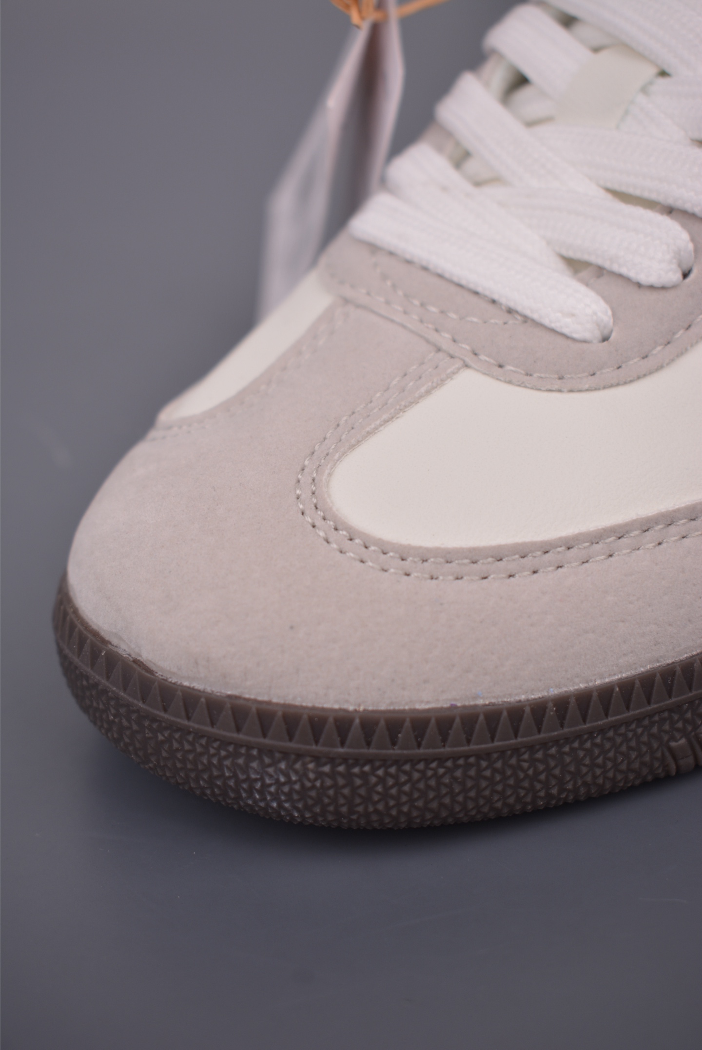 Adidas三叶草SAMBA 休闲板鞋 KK2066-Top High Quatity Cheap Sneakers Fashion Clothing Clothes Bags handbags Shoes of all Brand wholesale With The best Quality And Beautiful Price from China Factory Chinese suppliers wholesaler seller Adidas三叶草SAMBA 休闲板鞋 KK2066