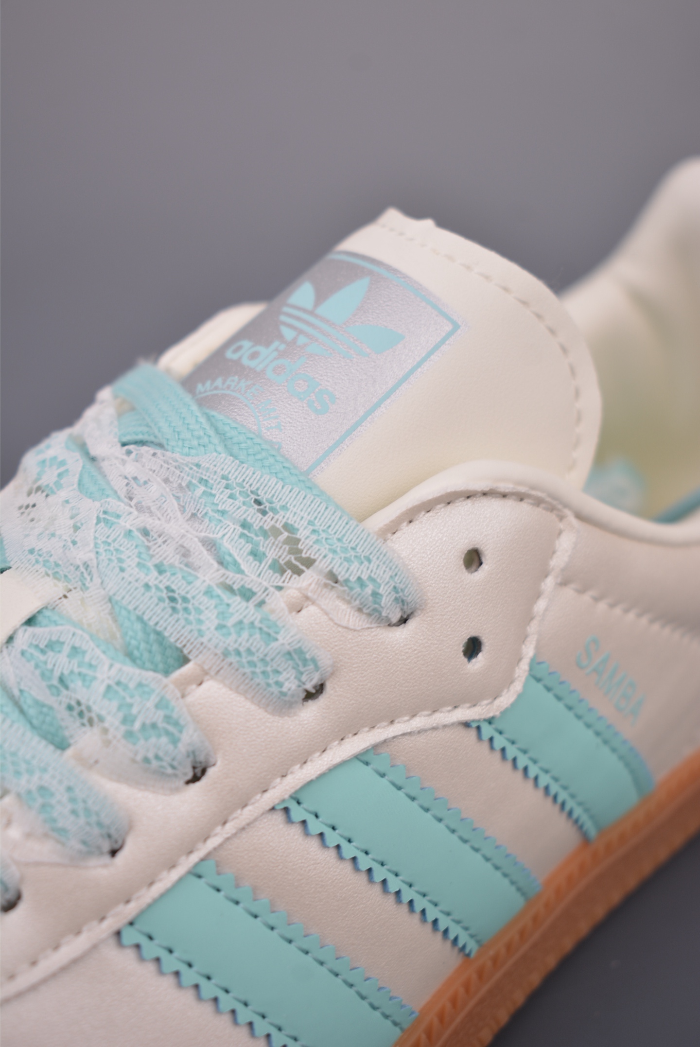 Adidas三叶草SAMBA 休闲板鞋 JS1373 Adidas三叶草SAMBA 休闲板鞋 JS1373