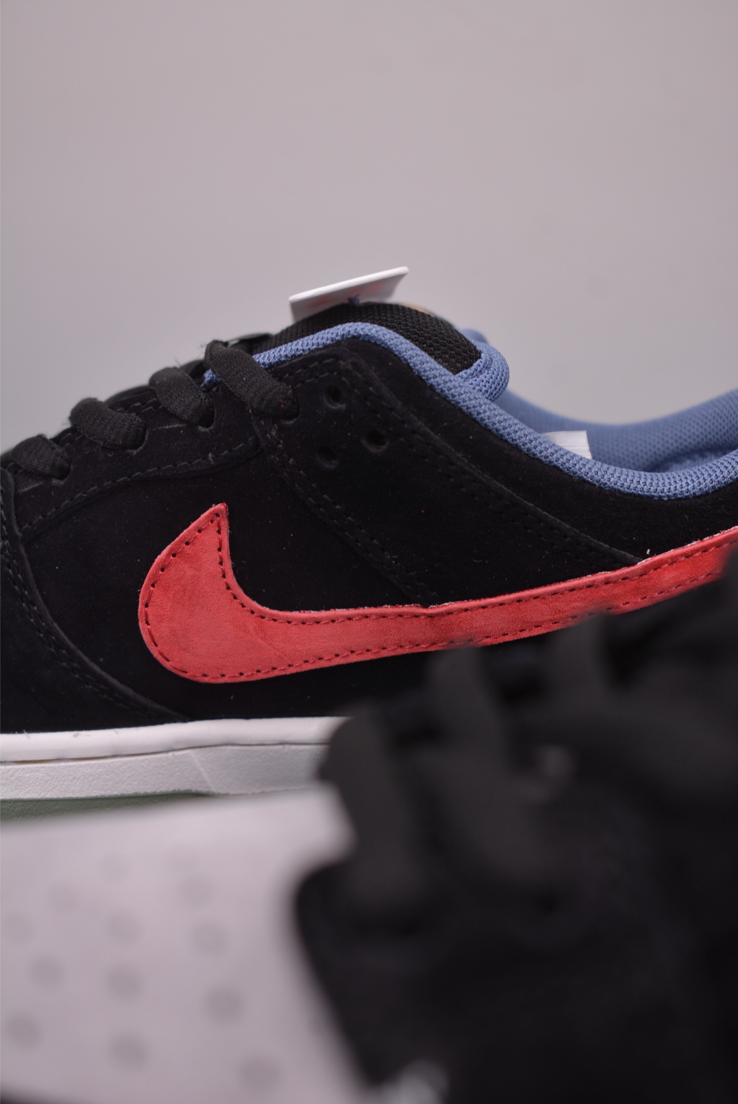 Nike SB Dunk Low HF3063-002