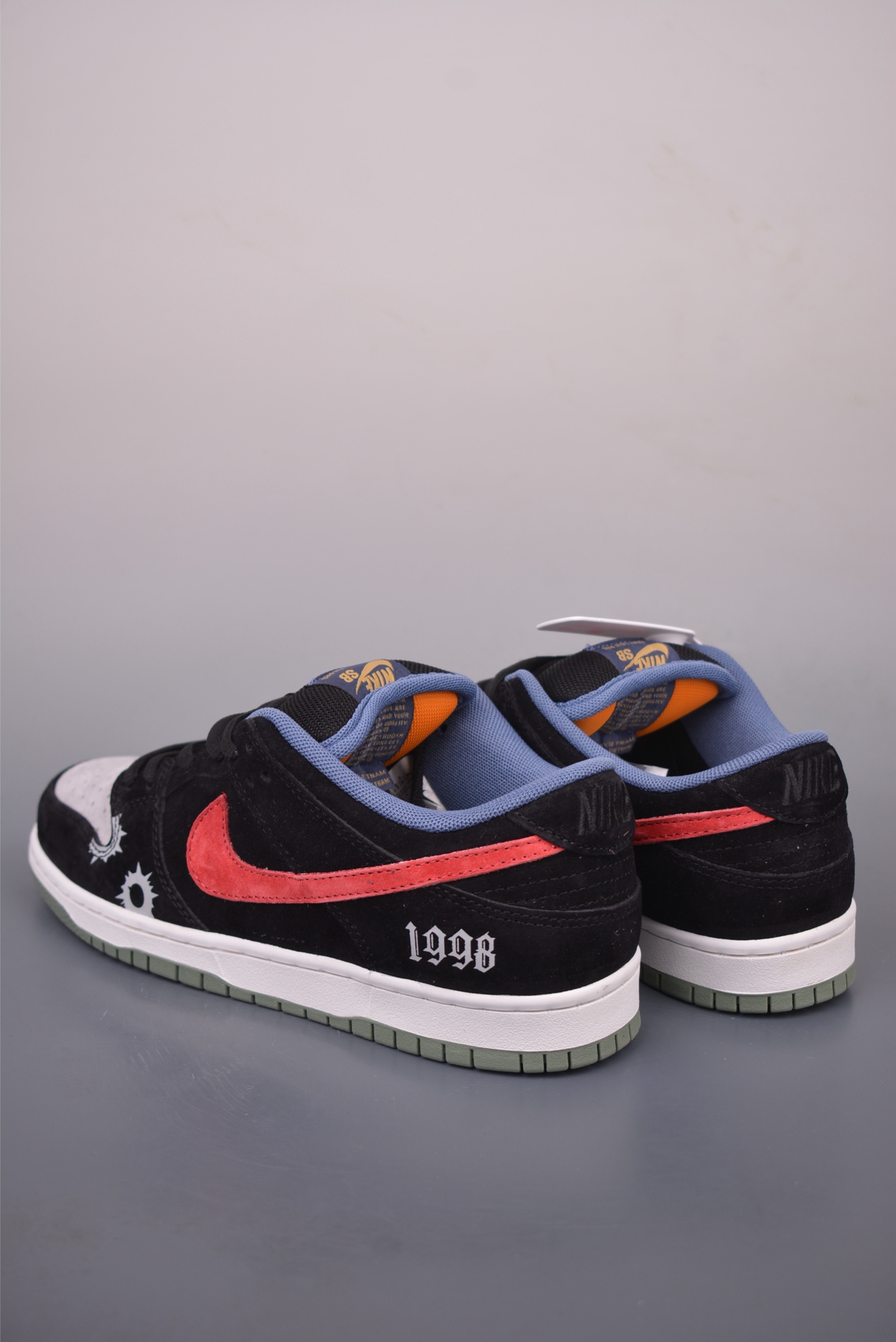 Nike SB Dunk Low HF3063-002