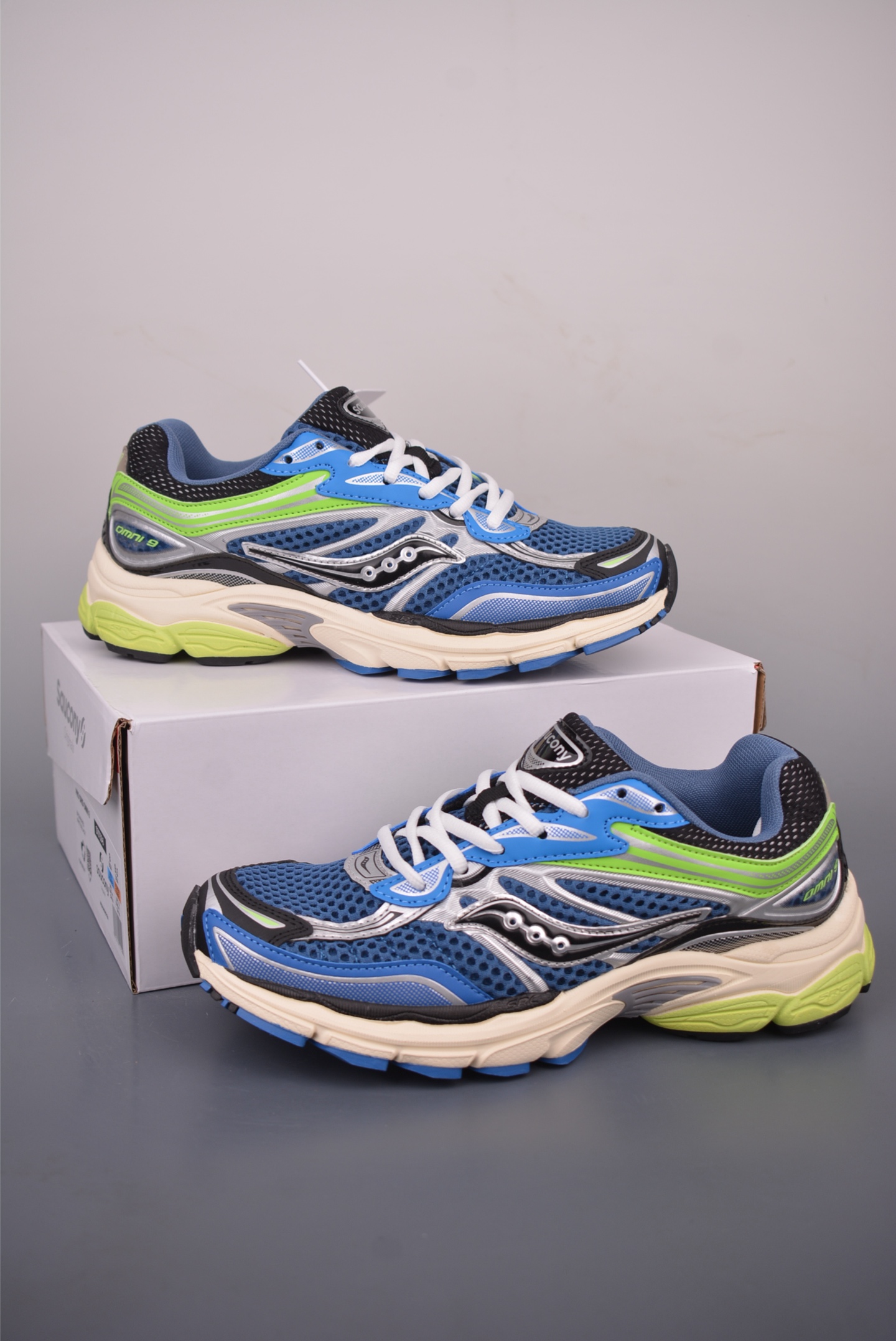 Saucony索康尼 Pro Grid Omni 9 全擎9 舒适柔软跑步鞋 S70844 Saucony索康尼 Pro Grid Omni 9 全擎9 舒适柔软跑步鞋 S70844