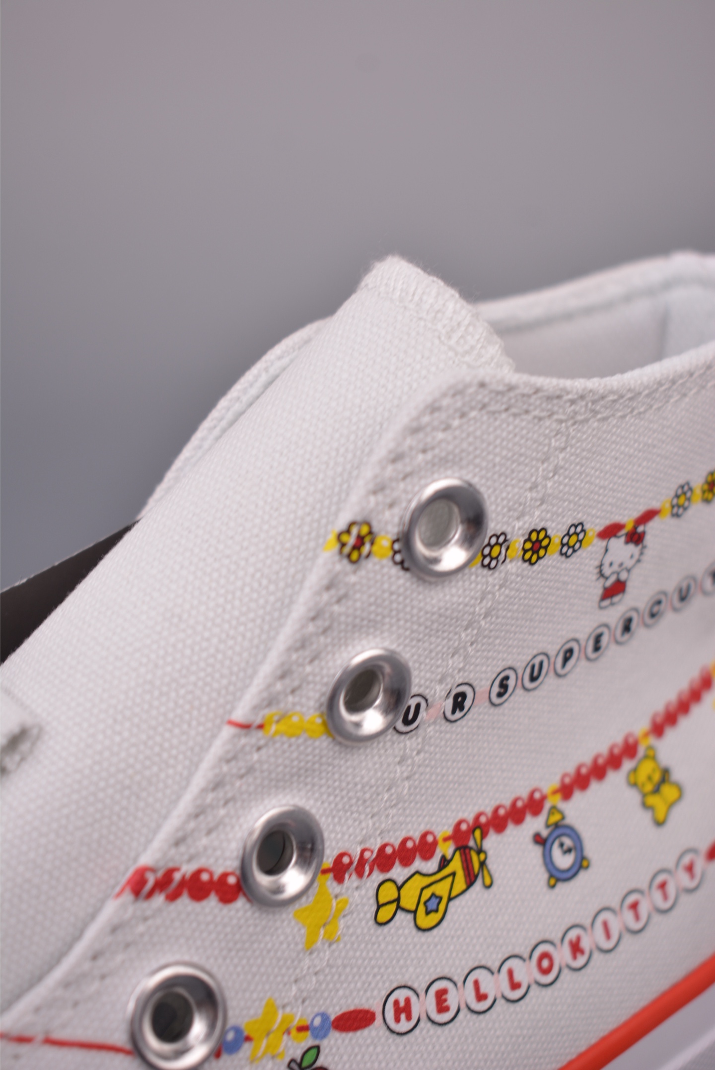 Converse × Hello Kitty AND Friends Chuck Taylor All Star Hi 匡威新款 三丽鸥联名 A17699C Converse × Hello Kitty AND Friends Chuck Taylor All Star Hi 匡威新款 三丽鸥联名 A17699C