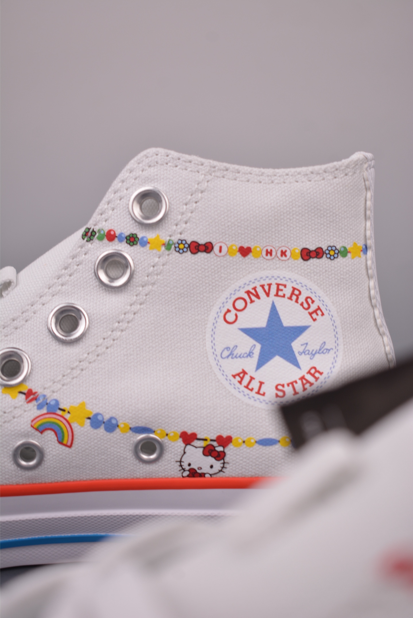 Converse × Hello Kitty AND Friends Chuck Taylor All Star Hi 匡威新款 三丽鸥联名 A17699C Converse × Hello Kitty AND Friends Chuck Taylor All Star Hi 匡威新款 三丽鸥联名 A17699C
