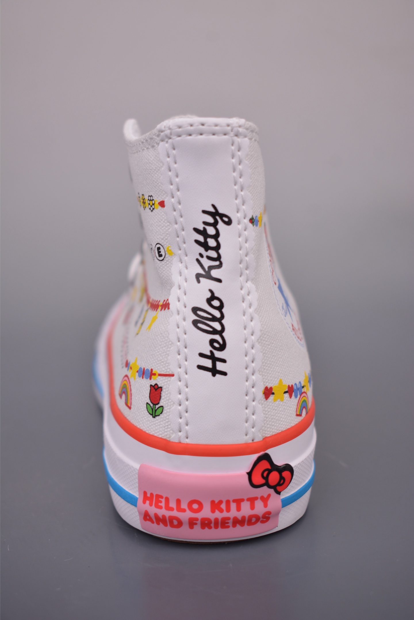 Converse × Hello Kitty AND Friends Chuck Taylor All Star Hi 匡威新款 三丽鸥联名 A17699C Converse × Hello Kitty AND Friends Chuck Taylor All Star Hi 匡威新款 三丽鸥联名 A17699C