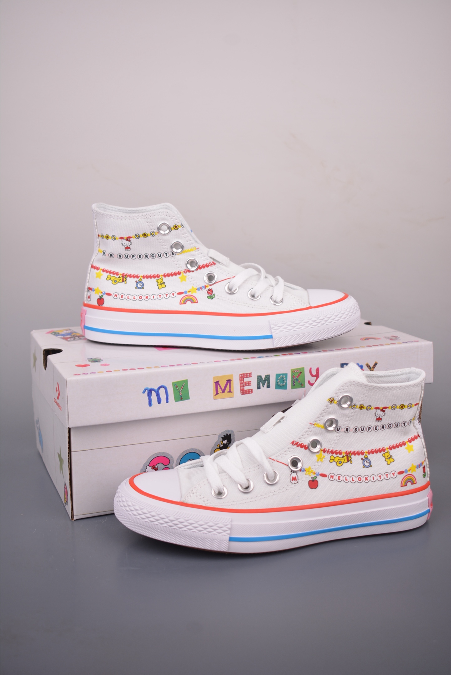 Converse × Hello Kitty AND Friends Chuck Taylor All Star Hi 匡威新款 三丽鸥联名 A17699C Converse × Hello Kitty AND Friends Chuck Taylor All Star Hi 匡威新款 三丽鸥联名 A17699C