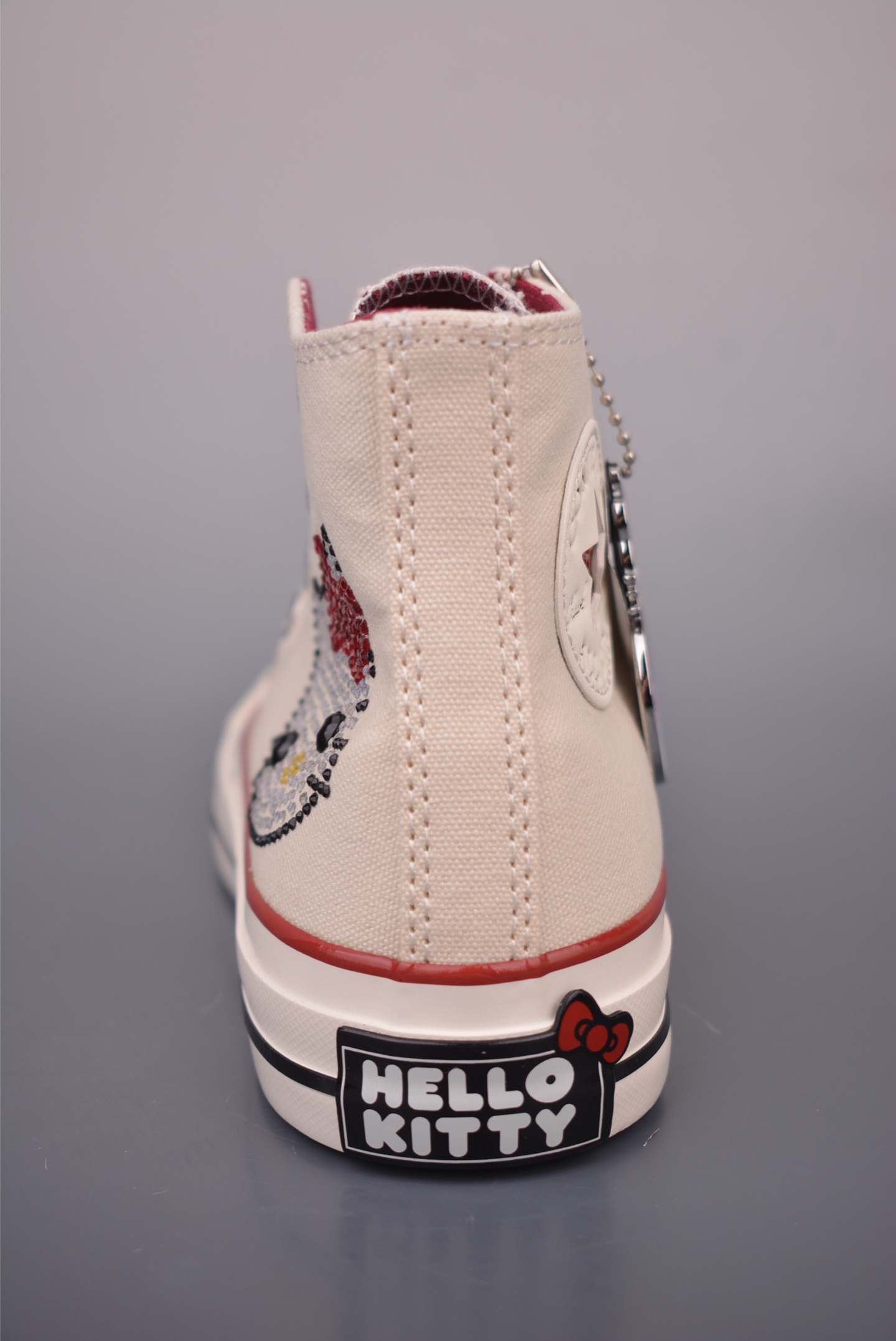 正确版本出货 Converse x Hello Kitty And Friends × Swarovski 匡威/凯蒂猫/施华洛世奇 A17695C-Top High Quatity Cheap Sneakers Fashion Clothing Clothes Bags handbags Shoes of all Brand wholesale With The best Quality And Beautiful Price from China Factory Chinese suppliers wholesaler seller 正确版本出货 Converse x Hello Kitty And Friends × Swarovski 匡威/凯蒂猫/施华洛世奇 A17695C