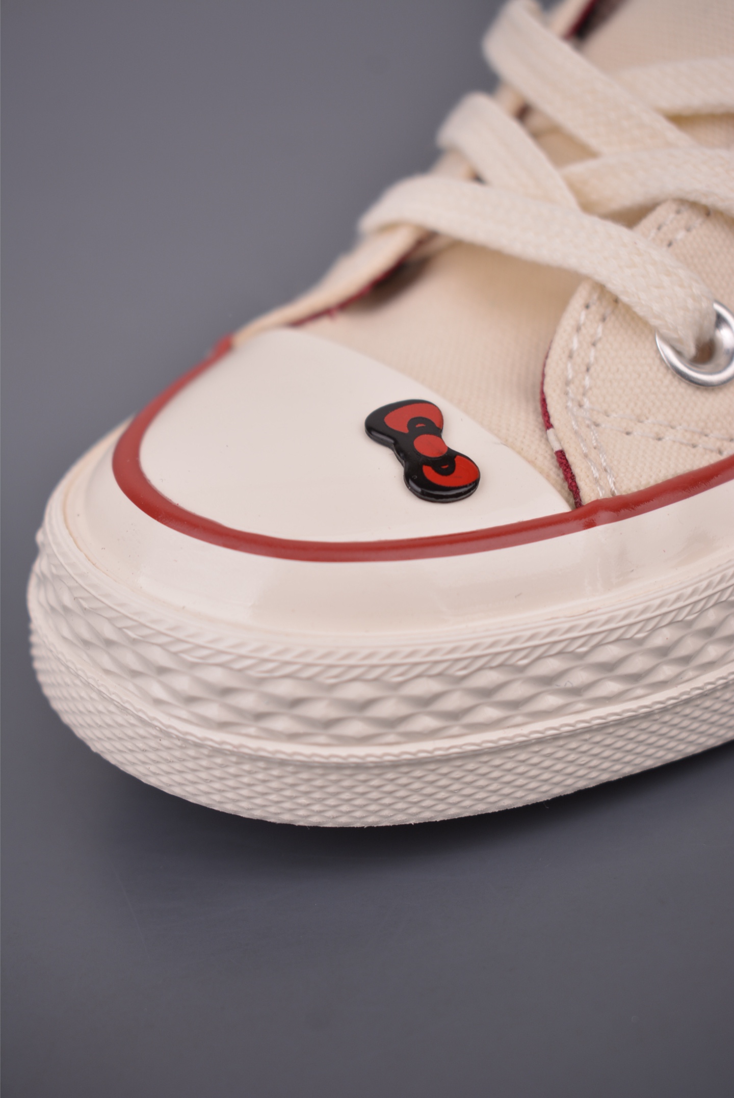 正确版本出货 Converse x Hello Kitty And Friends × Swarovski 匡威/凯蒂猫/施华洛世奇 A17695C-Top High Quatity Cheap Sneakers Fashion Clothing Clothes Bags handbags Shoes of all Brand wholesale With The best Quality And Beautiful Price from China Factory Chinese suppliers wholesaler seller 正确版本出货 Converse x Hello Kitty And Friends × Swarovski 匡威/凯蒂猫/施华洛世奇 A17695C