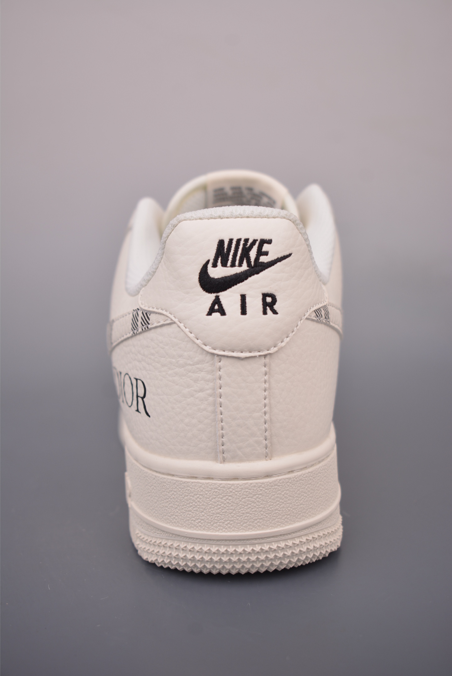 Nike Air Force 1 Low Dior联名 KG6699-F38-Top High Quatity Cheap Sneakers Fashion Clothing Clothes Bags handbags Shoes of all Brand wholesale With The best Quality And Beautiful Price from China Factory Chinese suppliers wholesaler seller Nike Air Force 1 Low Dior联名 KG6699-F38