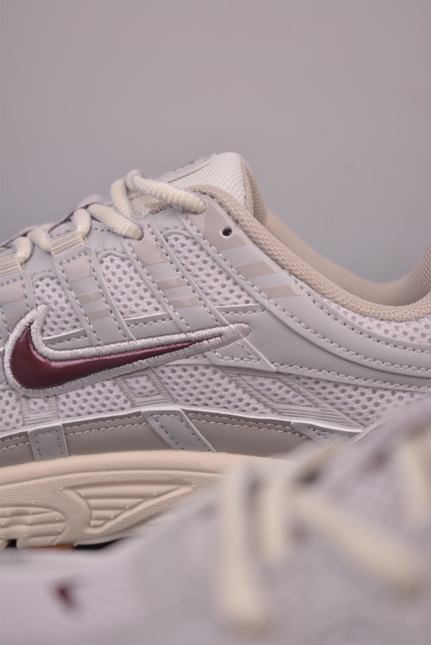 Nike Initiator Running 耐克INS 超火复古老爹跑鞋 CD6404-028 Nike Initiator Running 耐克INS 超火复古老爹跑鞋 CD6404-028
