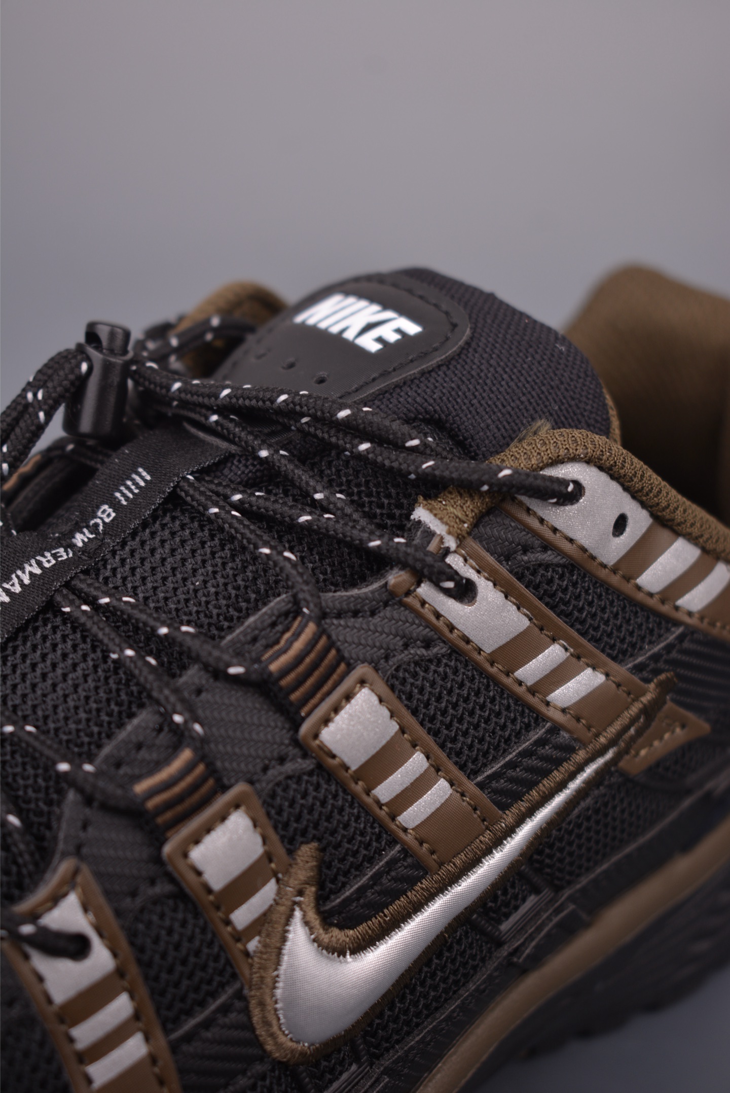 Nike Initiator Running 耐克INS 超火复古老爹跑鞋 IQ0298-010-Top High Quatity Cheap Sneakers Fashion Clothing Clothes Bags handbags Shoes of all Brand wholesale With The best Quality And Beautiful Price from China Factory Chinese suppliers wholesaler seller Nike Initiator Running 耐克INS 超火复古老爹跑鞋 IQ0298-010