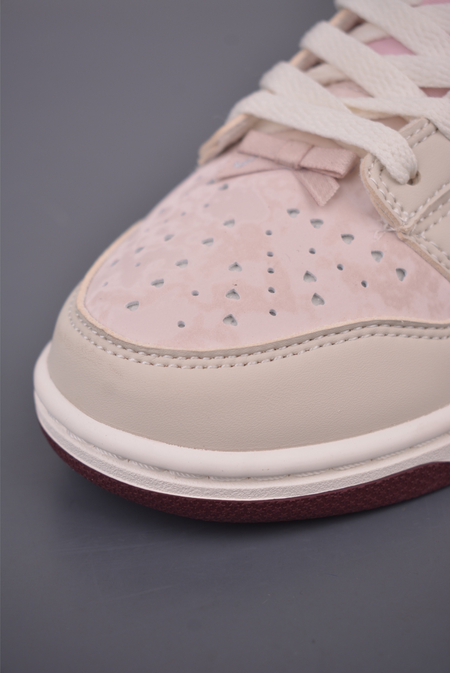 Nike SB Dunk Low 情人节限定 IQ1145-610 Nike SB Dunk Low 情人节限定 IQ1145-610