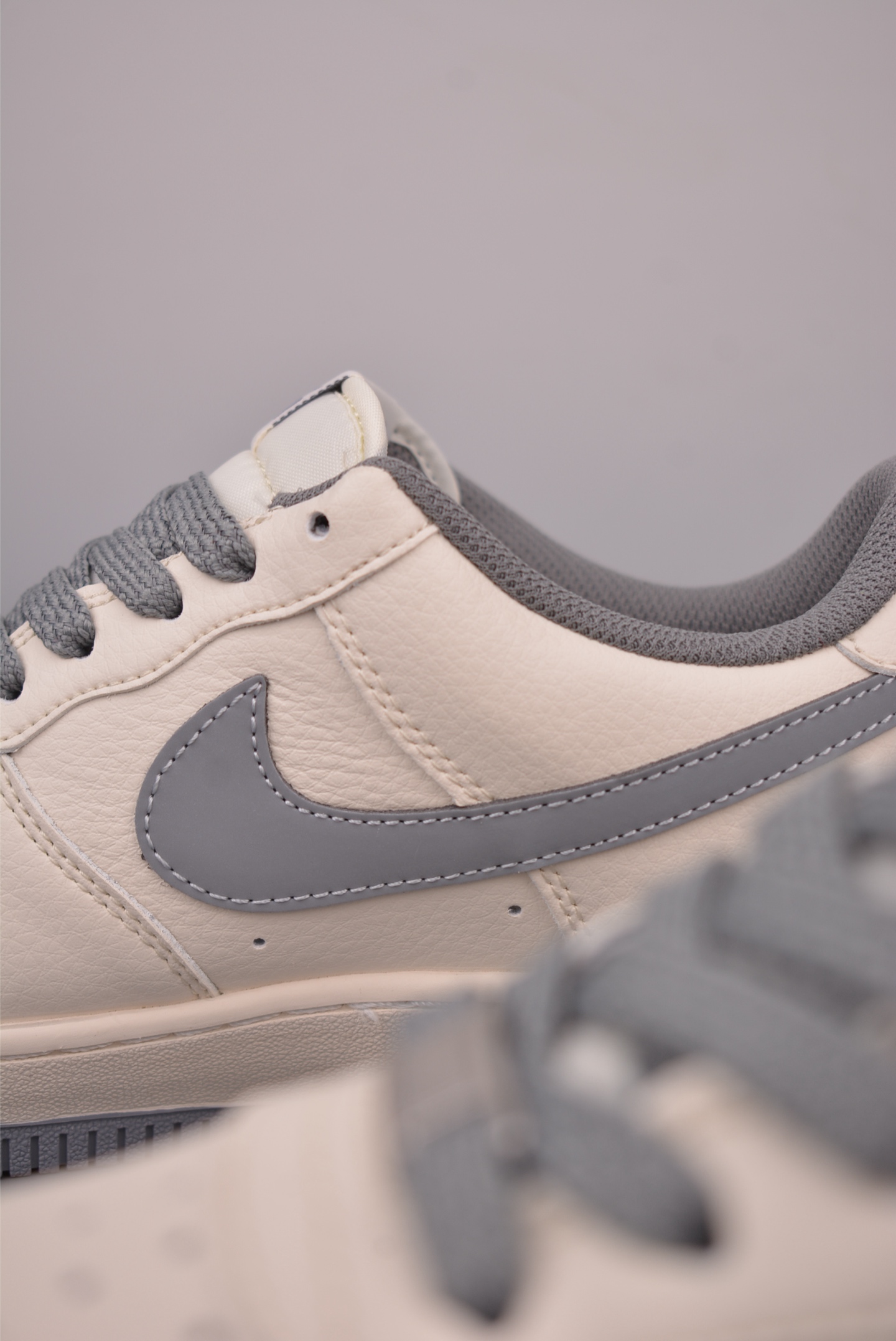 Nike Air Force 1 Low 灰白 JP8028-Top High Quatity Cheap Sneakers Fashion Clothing Clothes Bags handbags Shoes of all Brand wholesale With The best Quality And Beautiful Price from China Factory Chinese suppliers wholesaler seller Nike Air Force 1 Low 灰白 JP8028