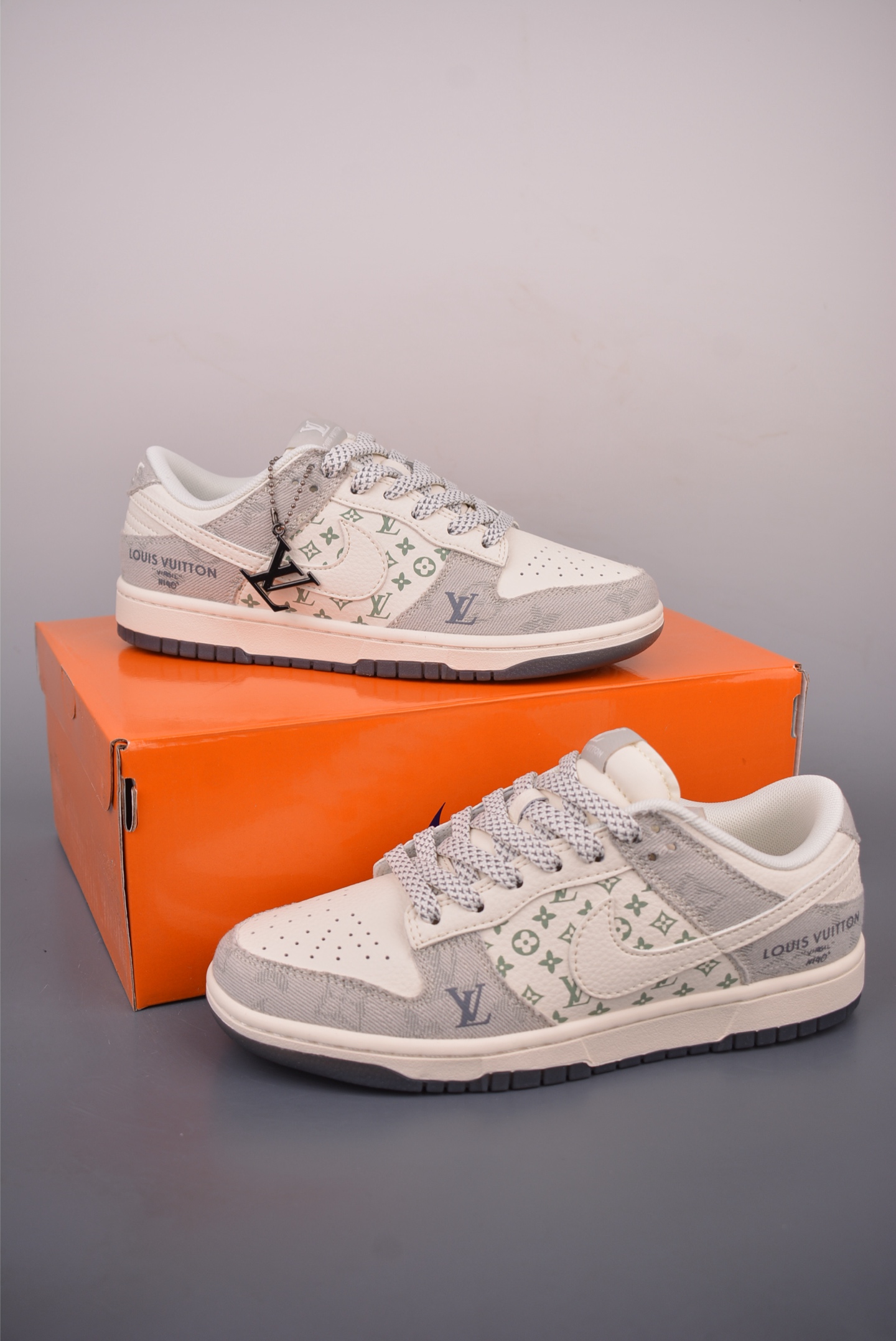 Nike SB Dunk Low LV联名 XX3168-141-Top High Quatity Cheap Sneakers Fashion Clothing Clothes Bags handbags Shoes of all Brand wholesale With The best Quality And Beautiful Price from China Factory Chinese suppliers wholesaler seller Nike SB Dunk Low LV联名 XX3168-141