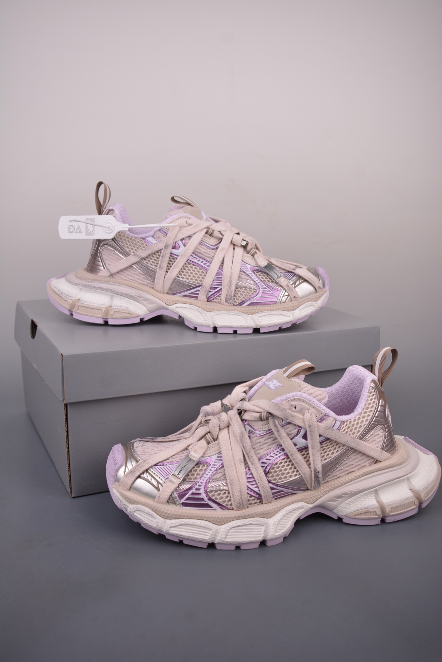 Balenciaga Phantom Sneaker 纯原版本 巴黎世家全新3XL绑带款潮流跑鞋 825601 W3XCH 9250 Balenciaga Phantom Sneaker 纯原版本 巴黎世家全新3XL绑带款潮流跑鞋 825601 W3XCH 9250