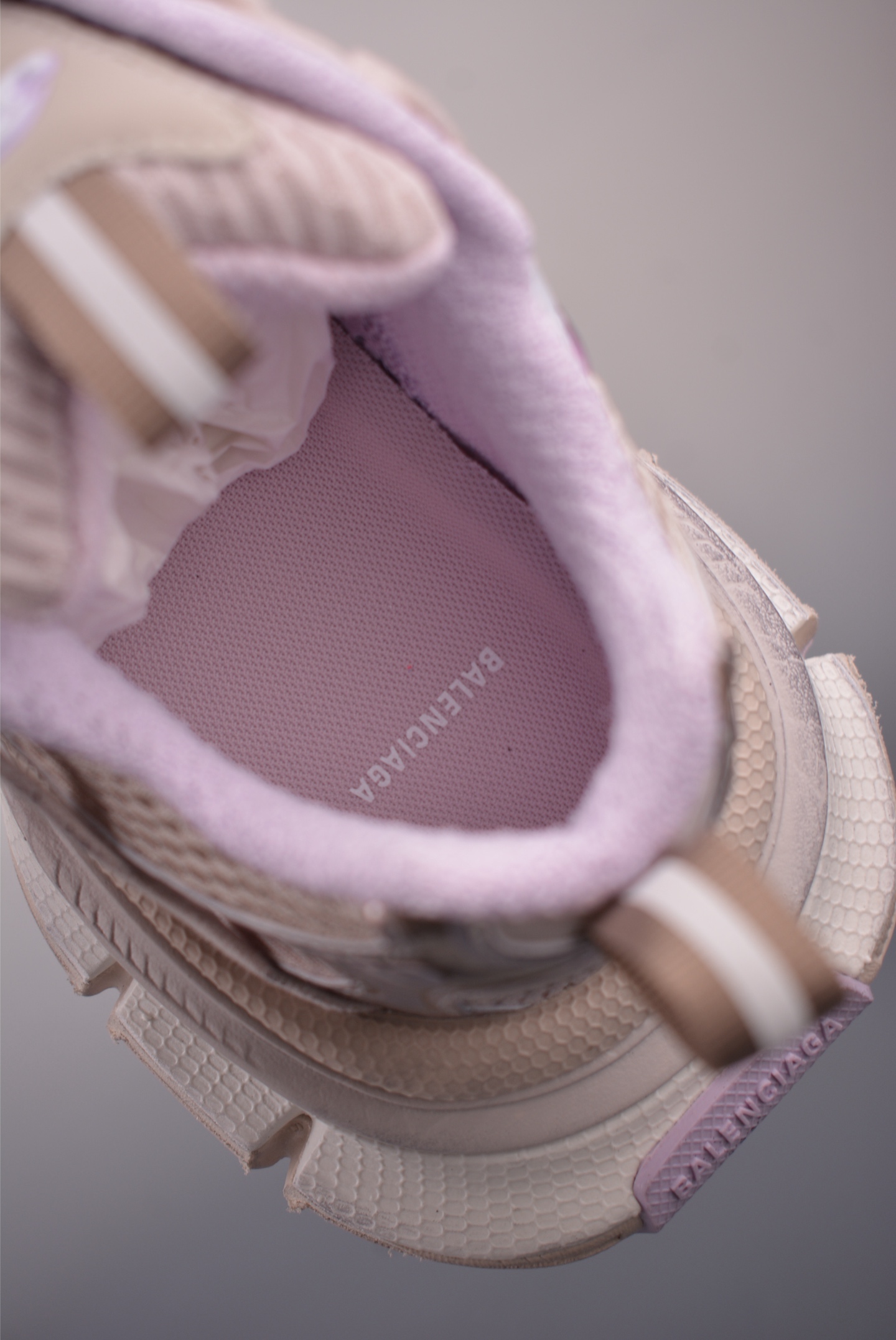 Balenciaga Phantom Sneaker 纯原版本 巴黎世家全新3XL绑带款潮流跑鞋 825601 W3XCH 9250 Balenciaga Phantom Sneaker 纯原版本 巴黎世家全新3XL绑带款潮流跑鞋 825601 W3XCH 9250