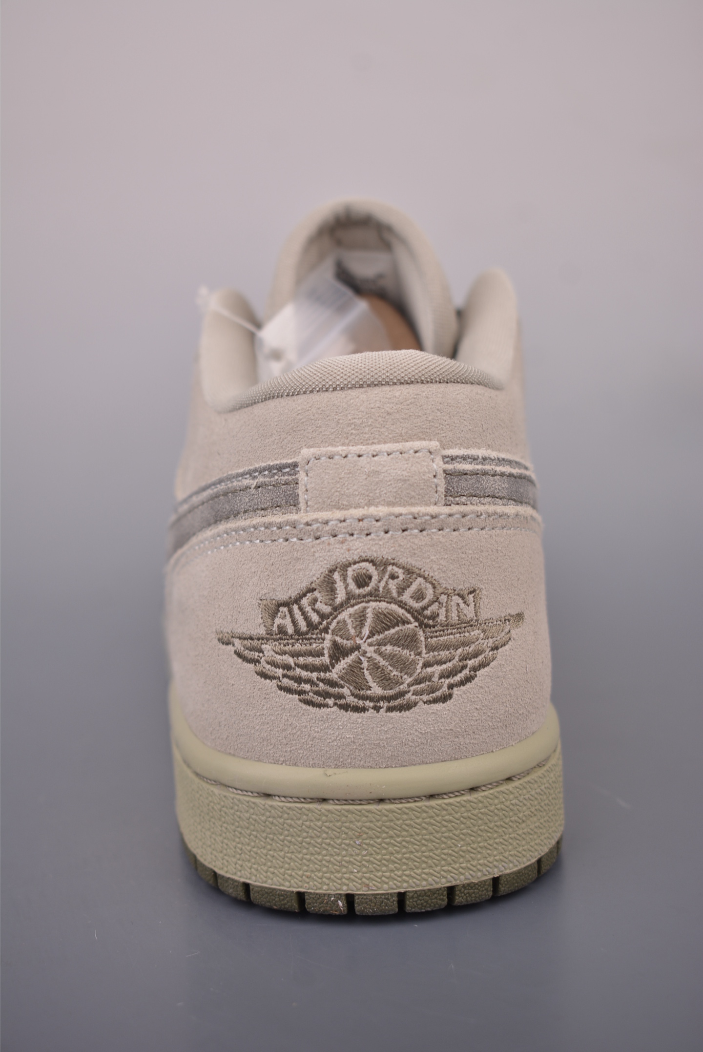 Air Jordan 1 Low 浅灰 AJ1乔1低帮休闲板鞋 IR7327-304-Top High Quatity Cheap Sneakers Fashion Clothing Clothes Bags handbags Shoes of all Brand wholesale With The best Quality And Beautiful Price from China Factory Chinese suppliers wholesaler seller Air Jordan 1 Low 浅灰 AJ1乔1低帮休闲板鞋 IR7327-304