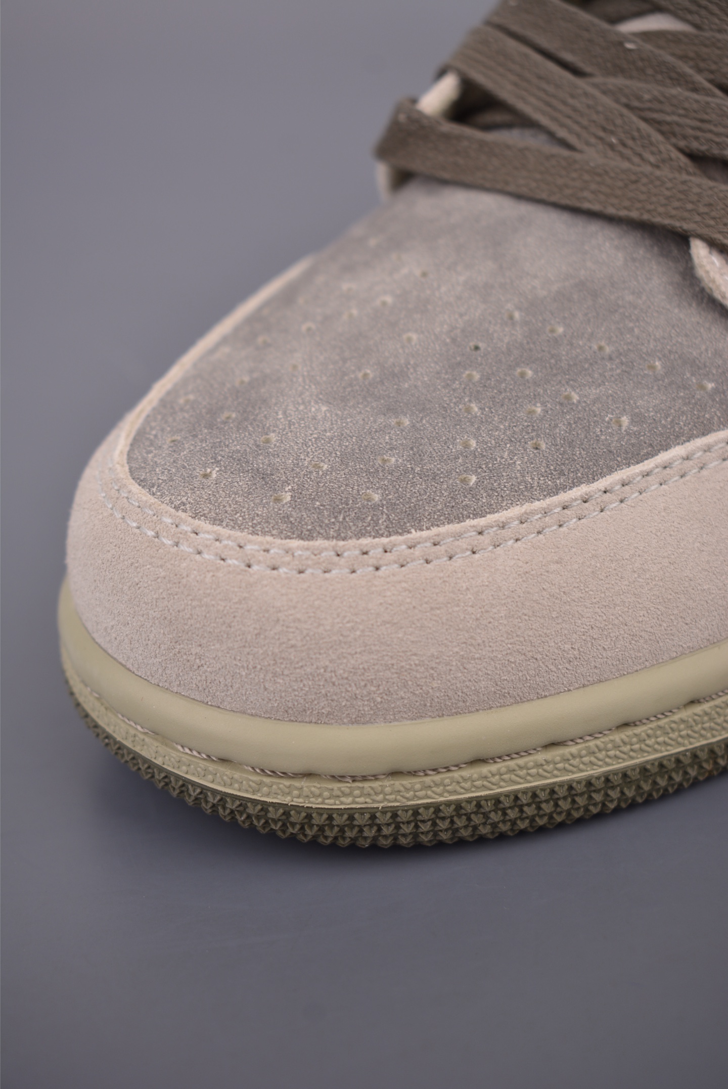 Air Jordan 1 Low 浅灰 AJ1乔1低帮休闲板鞋 IR7327-304-Top High Quatity Cheap Sneakers Fashion Clothing Clothes Bags handbags Shoes of all Brand wholesale With The best Quality And Beautiful Price from China Factory Chinese suppliers wholesaler seller Air Jordan 1 Low 浅灰 AJ1乔1低帮休闲板鞋 IR7327-304