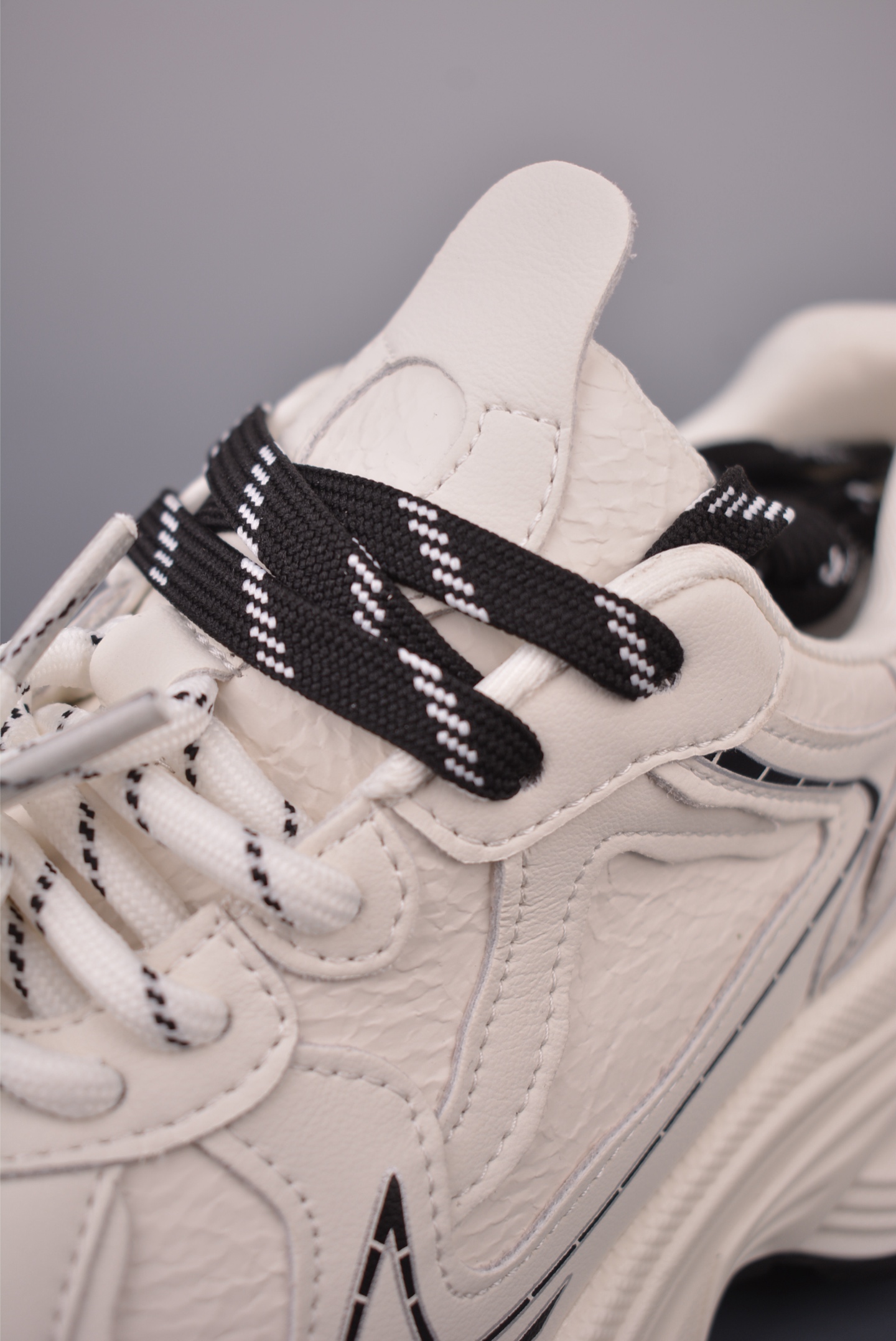 GG-CC GG-CC Chunky Low 厚底增高运动老爹鞋 G26U8652A-Top High Quatity Cheap Sneakers Fashion Clothing Clothes Bags handbags Shoes of all Brand wholesale With The best Quality And Beautiful Price from China Factory Chinese suppliers wholesaler seller GG-CC GG-CC Chunky Low 厚底增高运动老爹鞋 G26U8652A