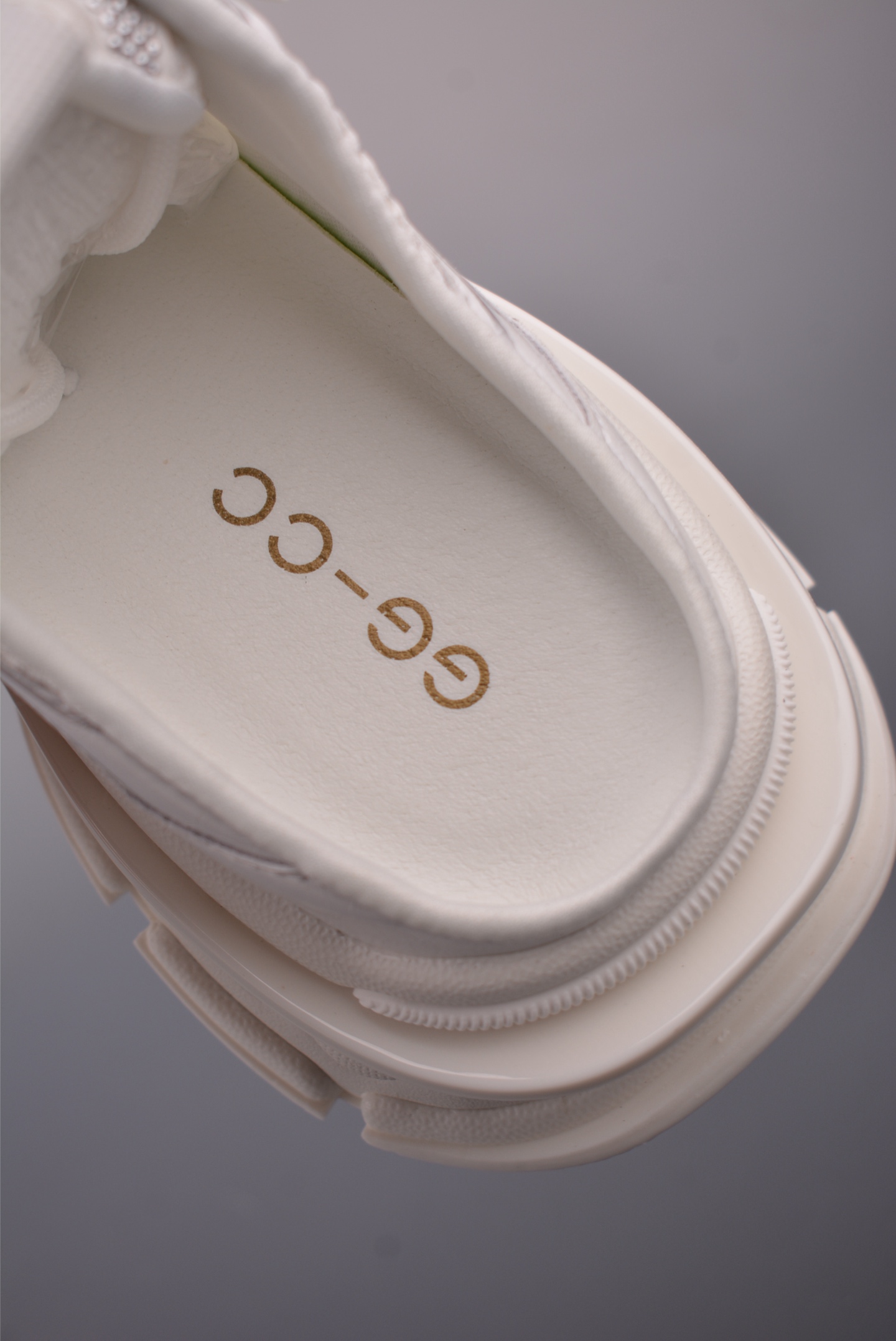 GG-CC GG-CC Chunky Low 厚底增高半拖运动老爹鞋 G26U4036C-Top High Quatity Cheap Sneakers Fashion Clothing Clothes Bags handbags Shoes of all Brand wholesale With The best Quality And Beautiful Price from China Factory Chinese suppliers wholesaler seller GG-CC GG-CC Chunky Low 厚底增高半拖运动老爹鞋 G26U4036C