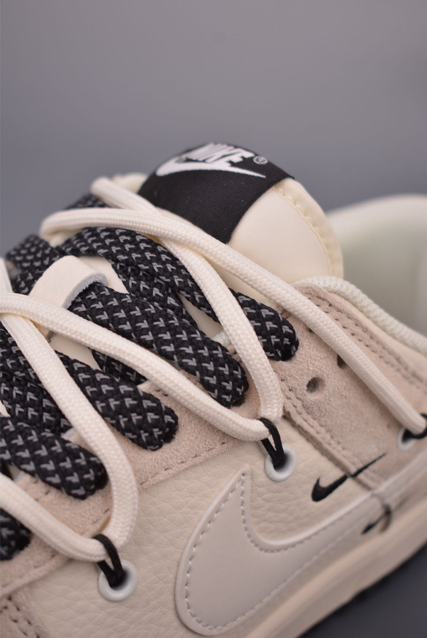 Nike SB Dunk Low 米白 解构绑带 XX3168-118