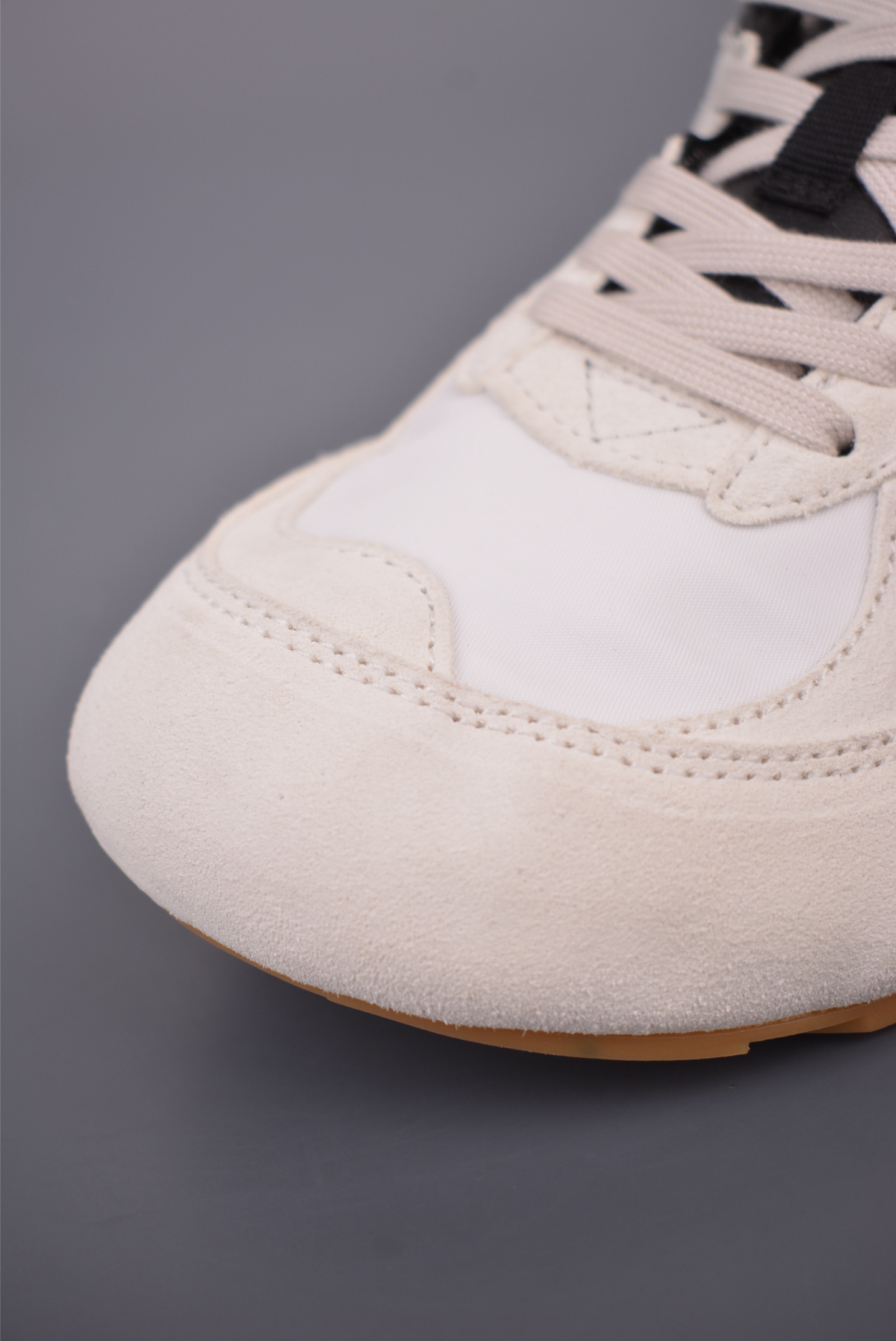 BOTTEGA VENETA Orbit Runner BV 葆蝶家时尚休闲情侣阿甘鞋 855200-Top High Quatity Cheap Sneakers Fashion Clothing Clothes Bags handbags Shoes of all Brand wholesale With The best Quality And Beautiful Price from China Factory Chinese suppliers wholesaler seller BOTTEGA VENETA Orbit Runner BV 葆蝶家时尚休闲情侣阿甘鞋 855200