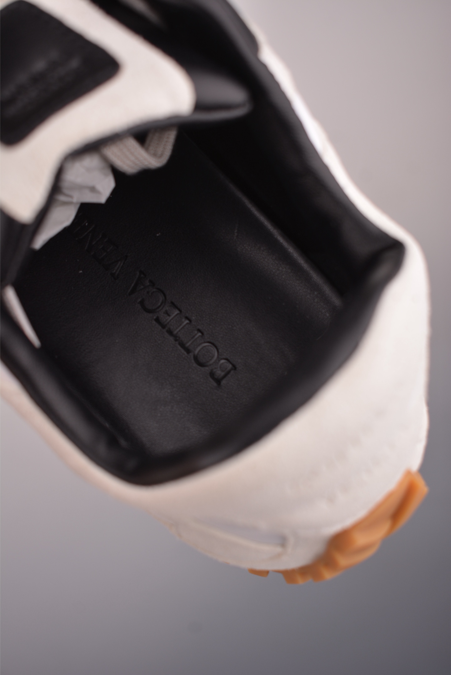 BOTTEGA VENETA Orbit Runner BV 葆蝶家时尚休闲情侣阿甘鞋 855200-Top High Quatity Cheap Sneakers Fashion Clothing Clothes Bags handbags Shoes of all Brand wholesale With The best Quality And Beautiful Price from China Factory Chinese suppliers wholesaler seller BOTTEGA VENETA Orbit Runner BV 葆蝶家时尚休闲情侣阿甘鞋 855200
