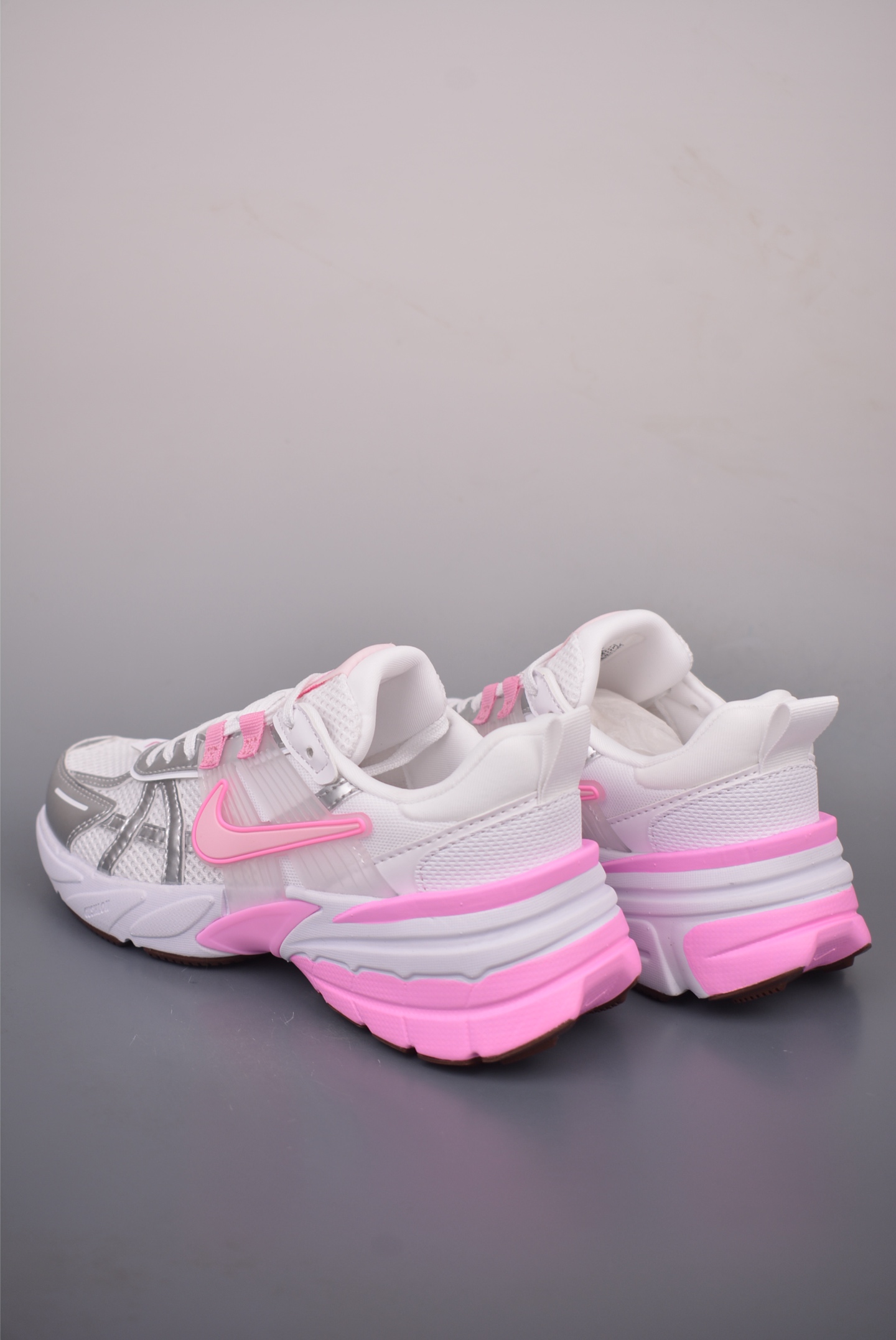 NIKE V2K Runtekk 版本 减震防滑复古低帮跑步鞋 FD0736-117-Top High Quatity Cheap Sneakers Fashion Clothing Clothes Bags handbags Shoes of all Brand wholesale With The best Quality And Beautiful Price from China Factory Chinese suppliers wholesaler seller NIKE V2K Runtekk 版本 减震防滑复古低帮跑步鞋 FD0736-117