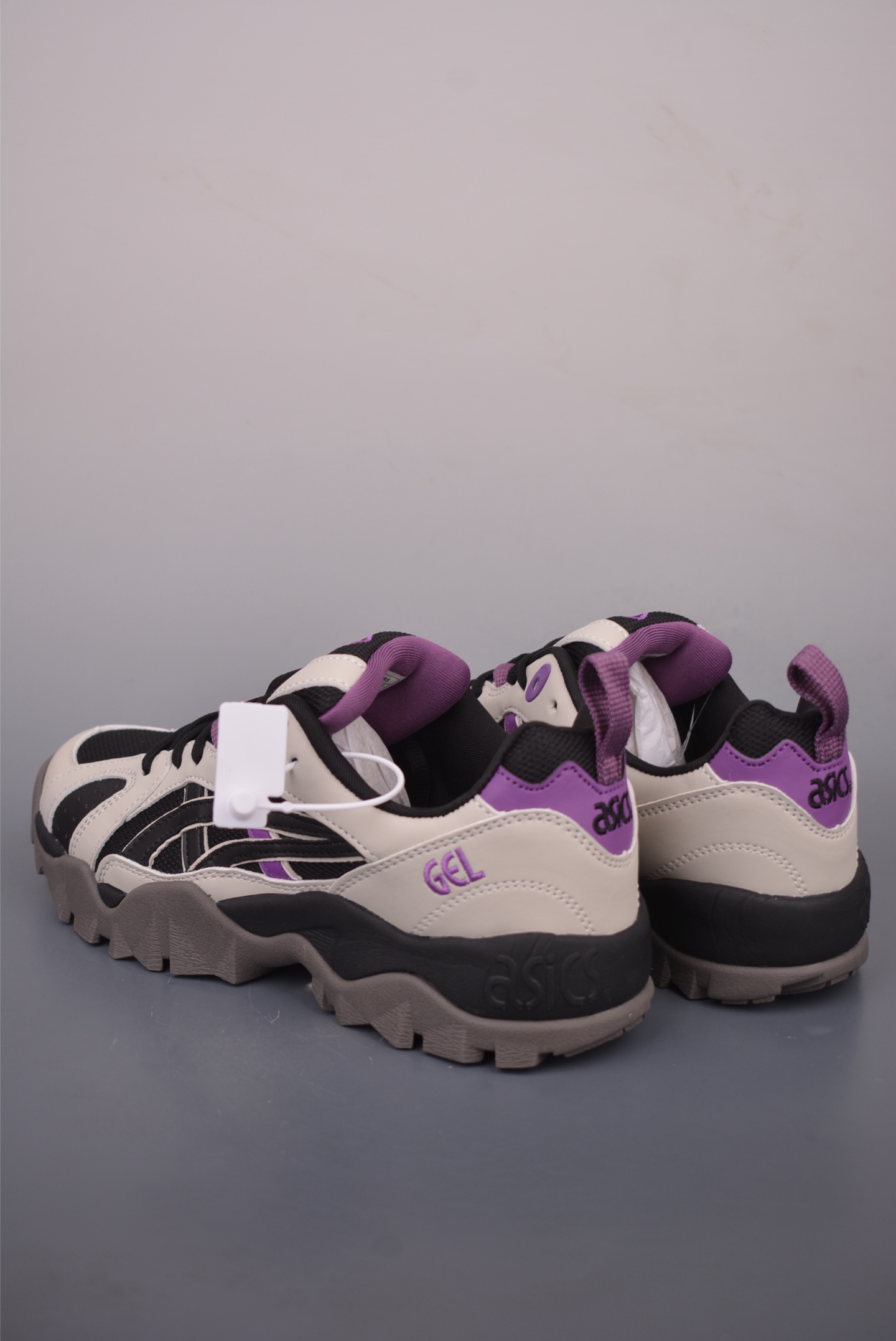 Asics Gel-TRUCK 亚瑟士运动休闲透气专业跑鞋 1203A485 Asics Gel-TRUCK 亚瑟士运动休闲透气专业跑鞋 1203A485