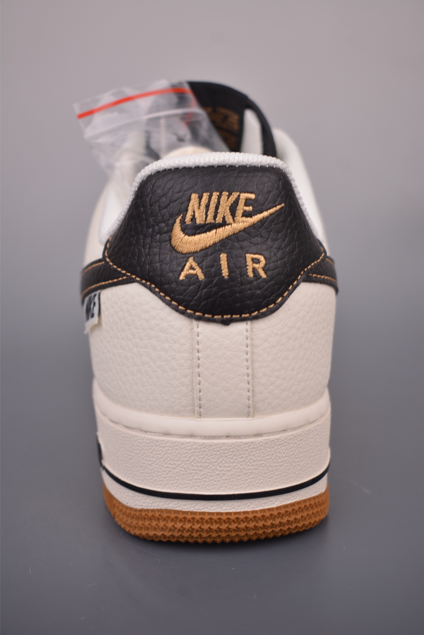 Nike Air Force 1 Low 米黑金 DN9688-115-Top High Quatity Cheap Sneakers Fashion Clothing Clothes Bags handbags Shoes of all Brand wholesale With The best Quality And Beautiful Price from China Factory Chinese suppliers wholesaler seller Nike Air Force 1 Low 米黑金 DN9688-115