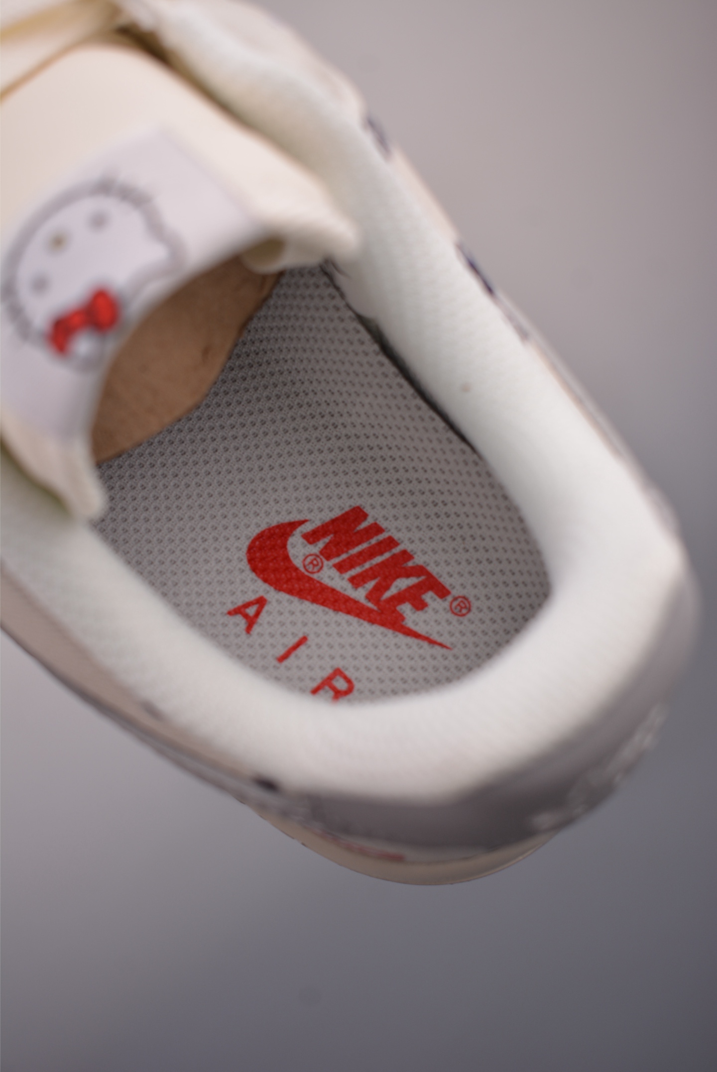 Nike Air Force 1 Low Supreme联名 NH0601-608-Top High Quatity Cheap Sneakers Fashion Clothing Clothes Bags handbags Shoes of all Brand wholesale With The best Quality And Beautiful Price from China Factory Chinese suppliers wholesaler seller Nike Air Force 1 Low Supreme联名 NH0601-608