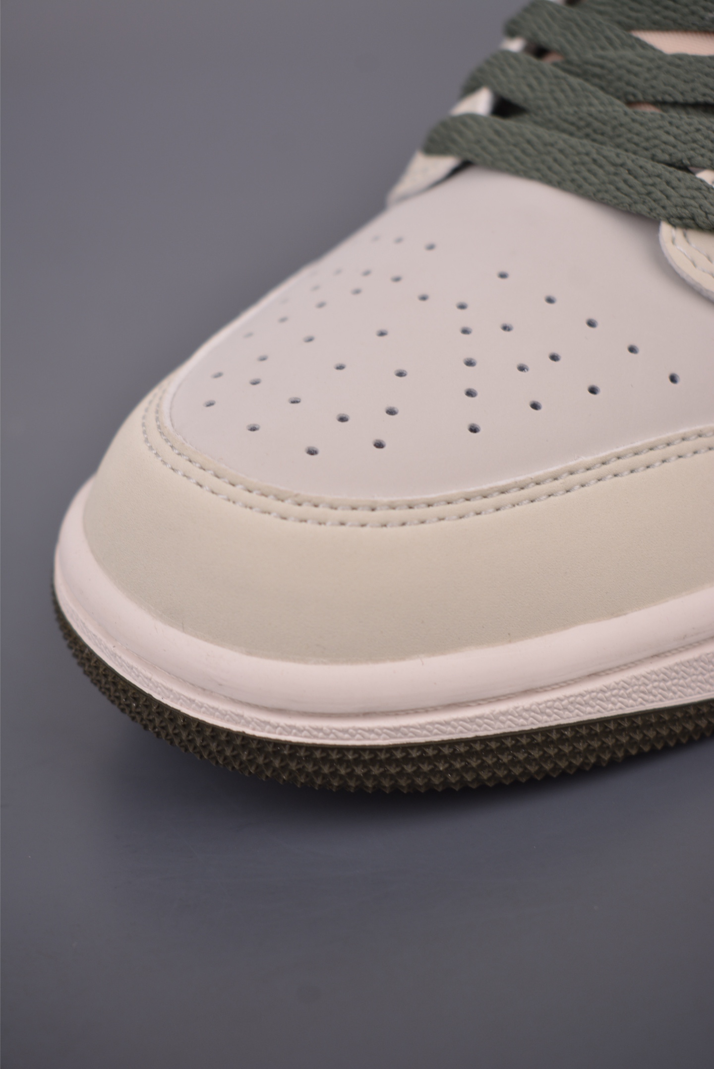Air Jordan 1 Low 帆白粉白 AJ1乔1低帮休闲板鞋 DC0774-111