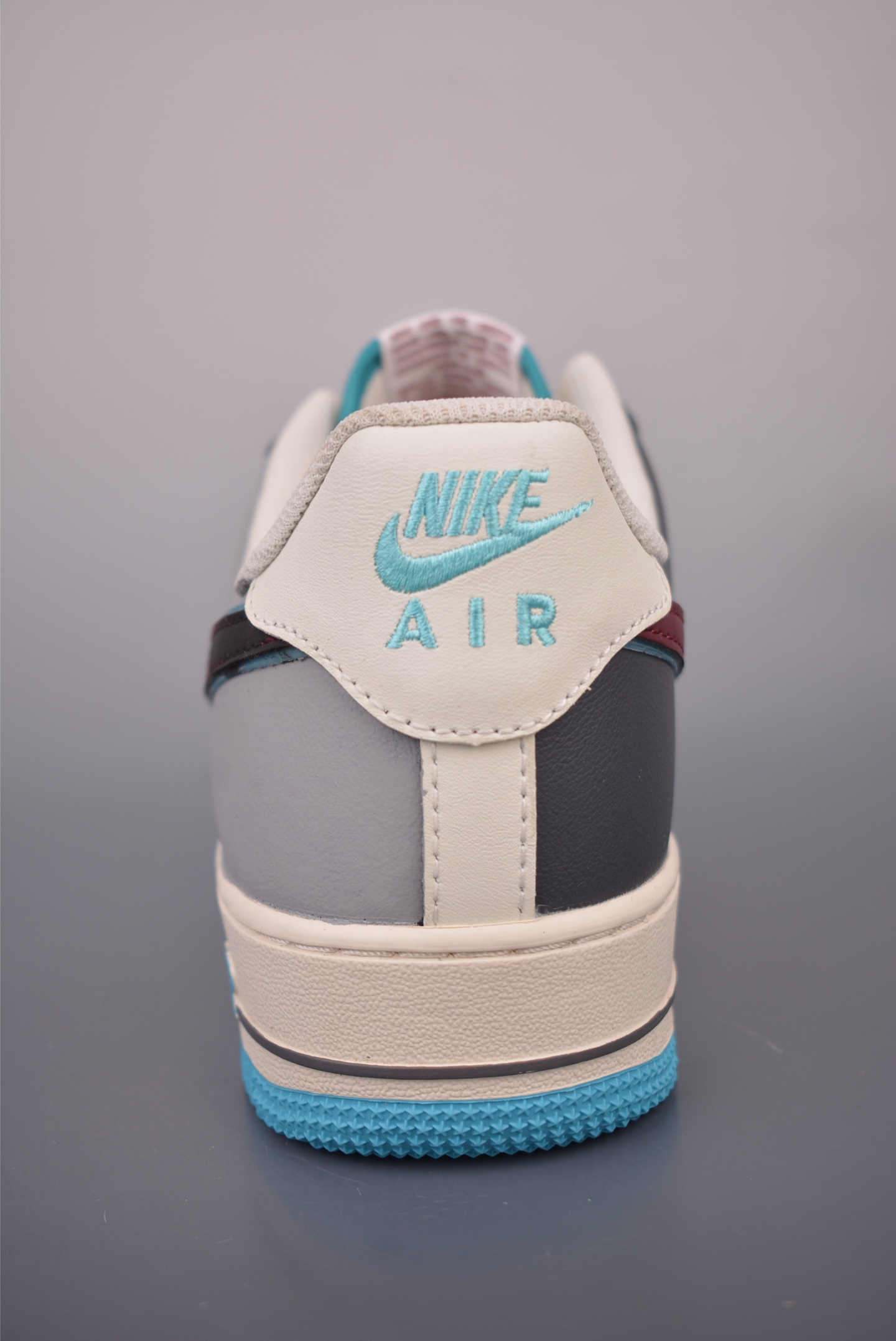 Nike Air Force 1 Low 冰屿序章 LJ8822-616 Nike Air Force 1 Low 冰屿序章 LJ8822-616
