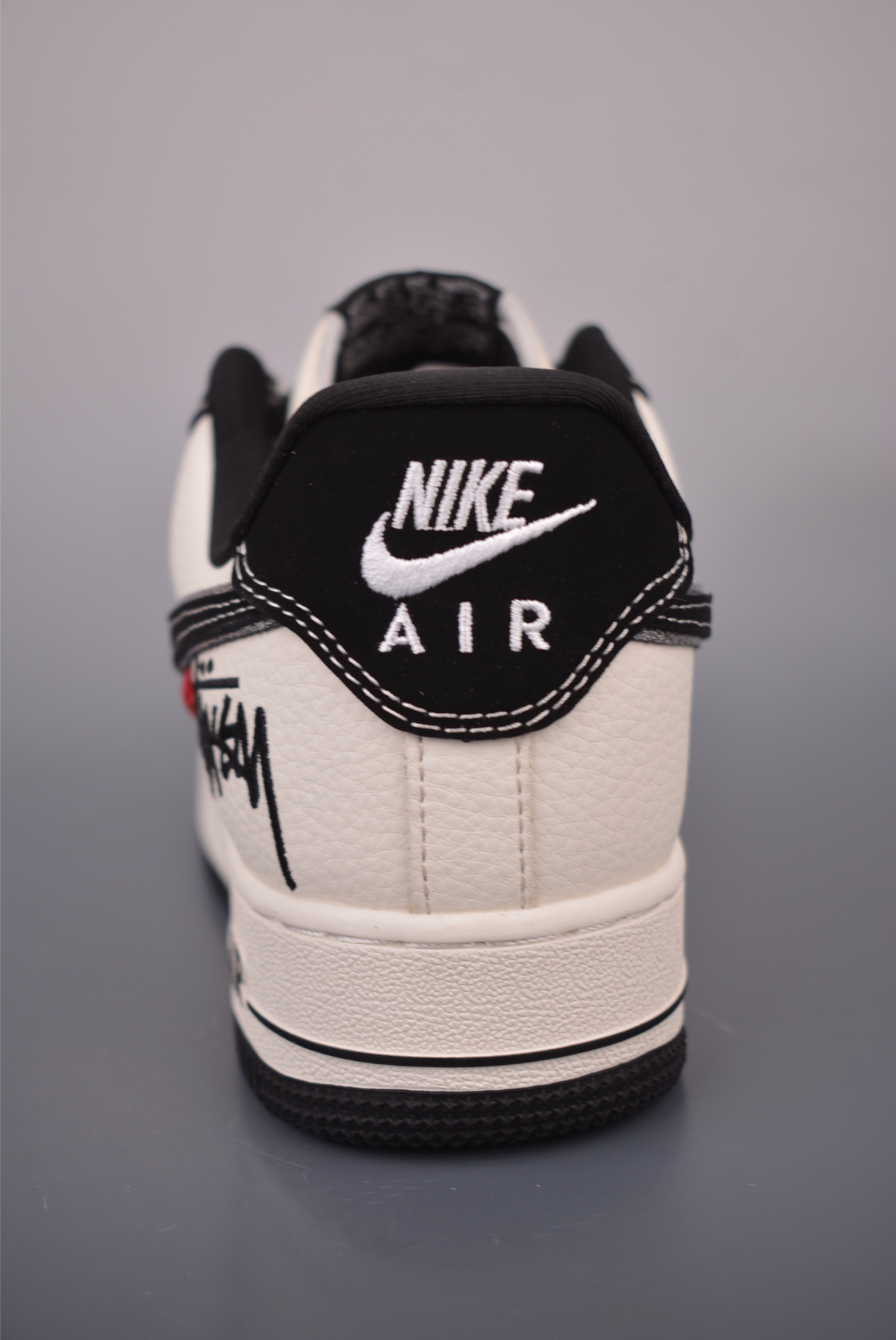 Nike Air Force 1 Low 斯图西联名 SS1979-025 Nike Air Force 1 Low 斯图西联名 SS1979-025