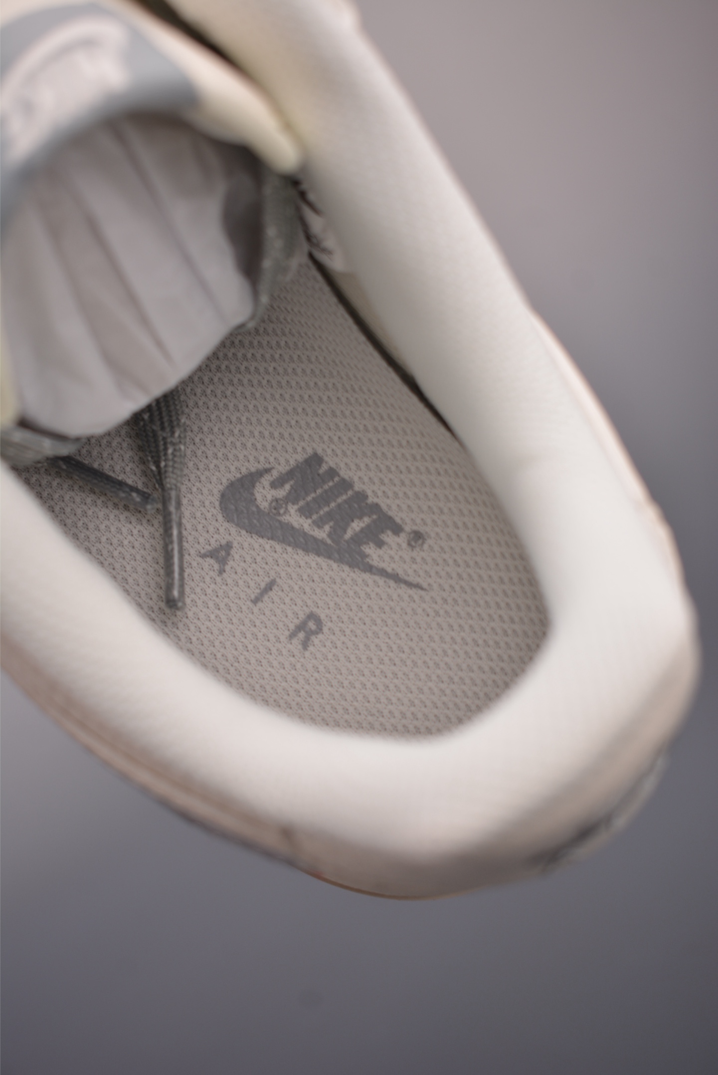 Nike Air Force 1 Low LV联名 KG6699 F3933-Top High Quatity Cheap Sneakers Fashion Clothing Clothes Bags handbags Shoes of all Brand wholesale With The best Quality And Beautiful Price from China Factory Chinese suppliers wholesaler seller Nike Air Force 1 Low LV联名 KG6699 F3933