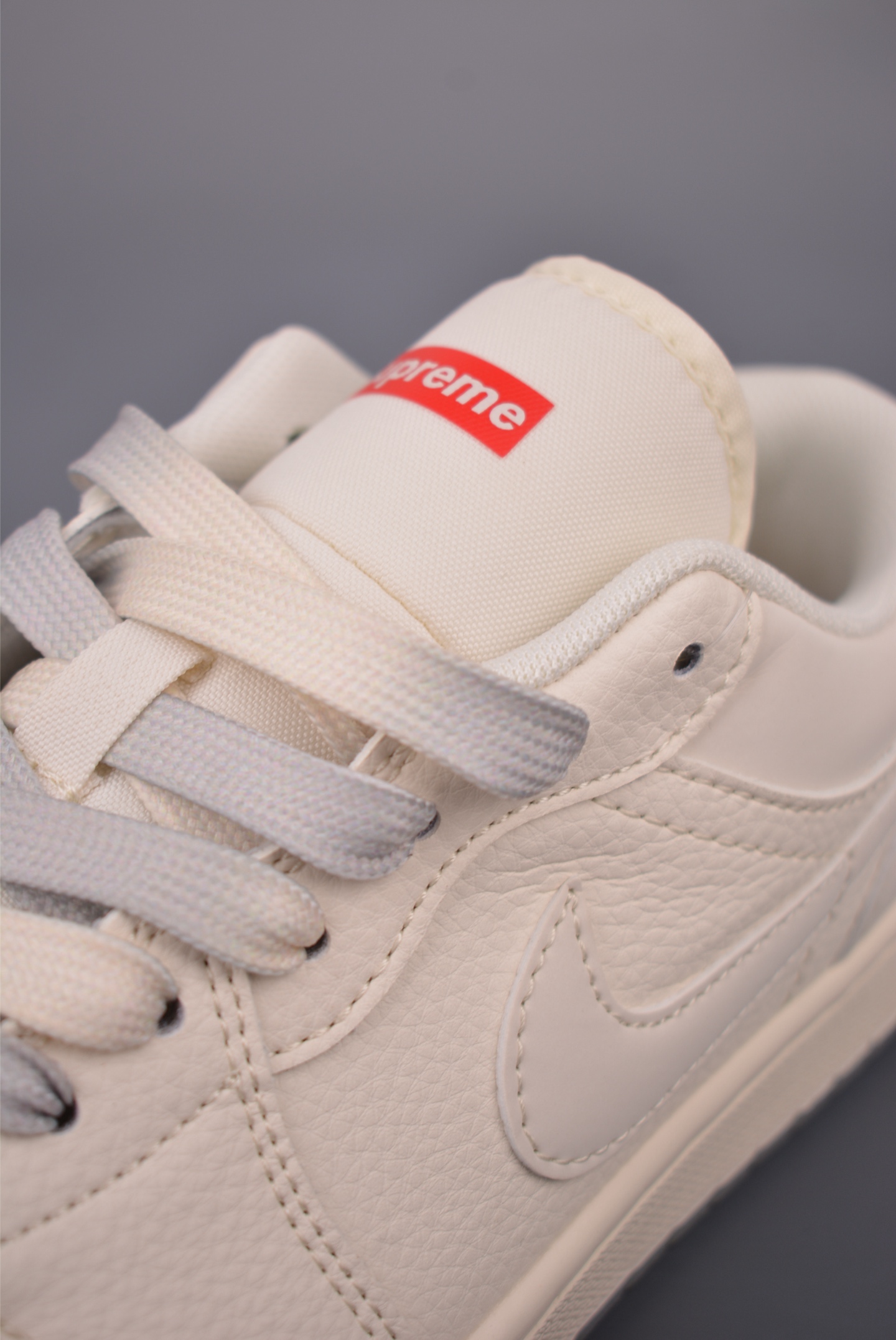 Nike Jordan Air Jordan 1 Supreme联名 XX3168-175-Top High Quatity Cheap Sneakers Fashion Clothing Clothes Bags handbags Shoes of all Brand wholesale With The best Quality And Beautiful Price from China Factory Chinese suppliers wholesaler seller Nike Jordan Air Jordan 1 Supreme联名 XX3168-175