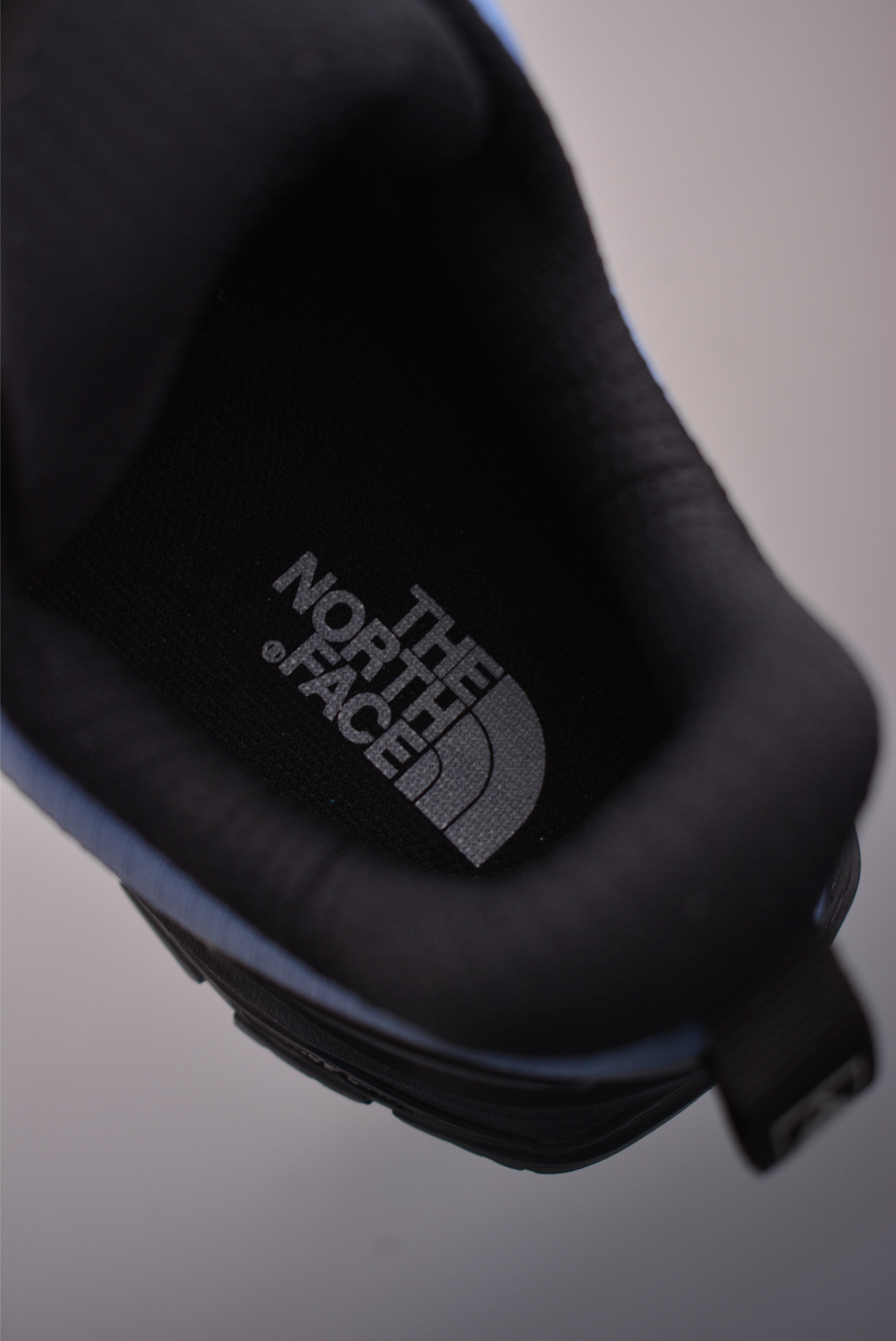 北面M VERTO ALPINE MID GORE-Tex 户外防水机能鞋 NF0A83EG23