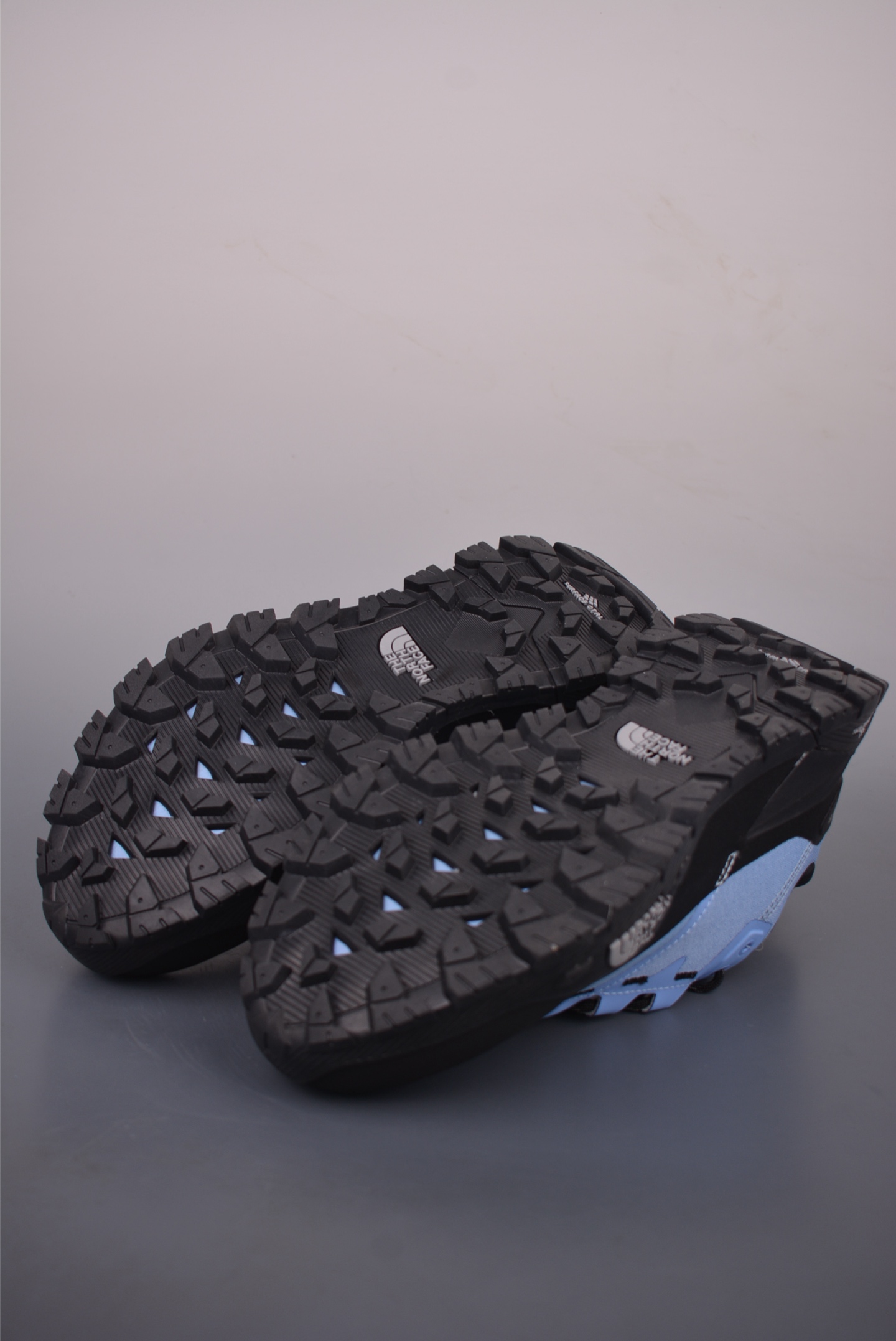 北面M VERTO ALPINE MID GORE-Tex 户外防水机能鞋 NF0A83EG23