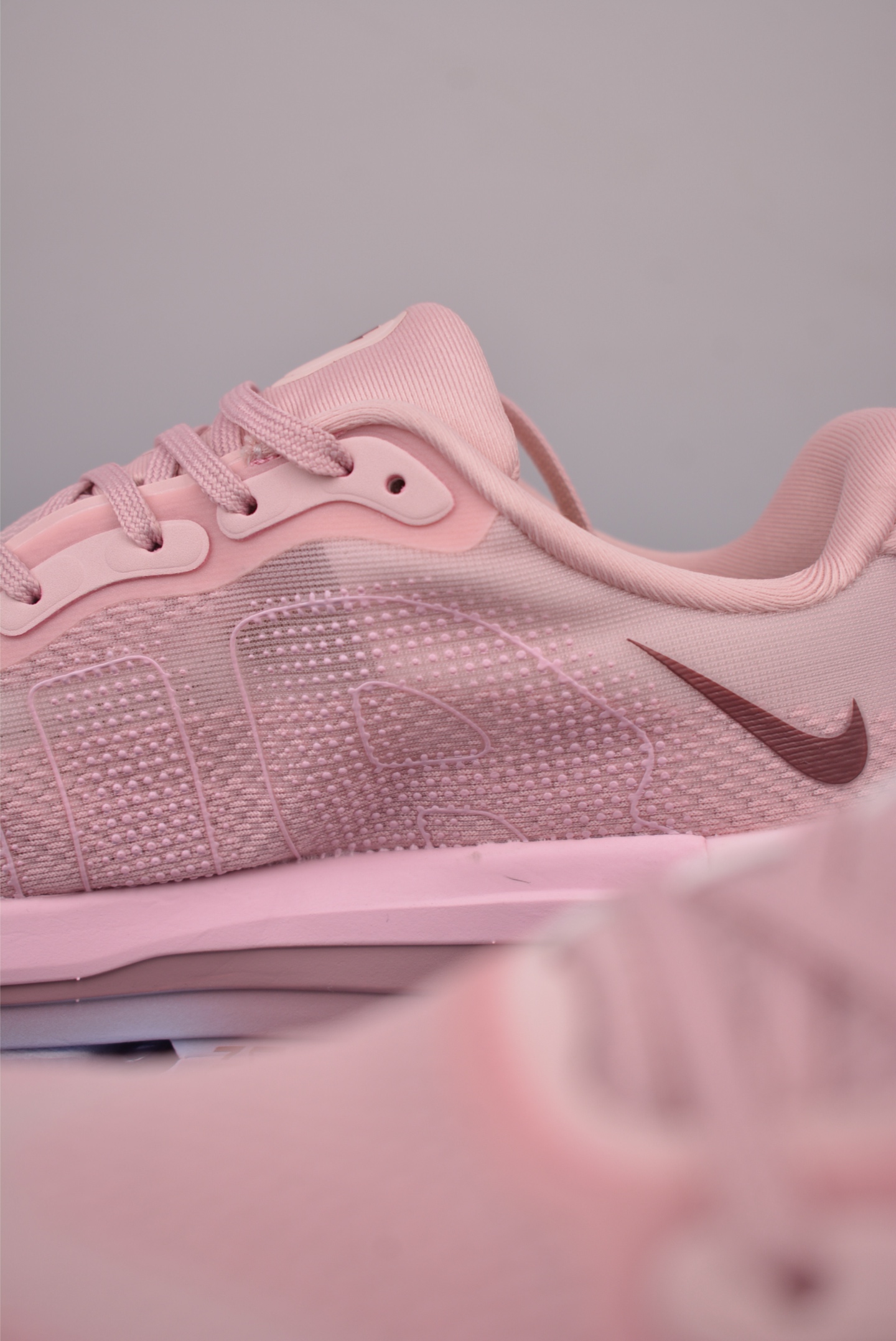 Nike Vomero premium Air气垫40周年 舒适百搭防滑耐磨 支撑缓震低帮 休闲跑步鞋 HM5973-607-Top High Quatity Cheap Sneakers Fashion Clothing Clothes Bags handbags Shoes of all Brand wholesale With The best Quality And Beautiful Price from China Factory Chinese suppliers wholesaler seller Nike Vomero premium Air气垫40周年 舒适百搭防滑耐磨 支撑缓震低帮 休闲跑步鞋 HM5973-607