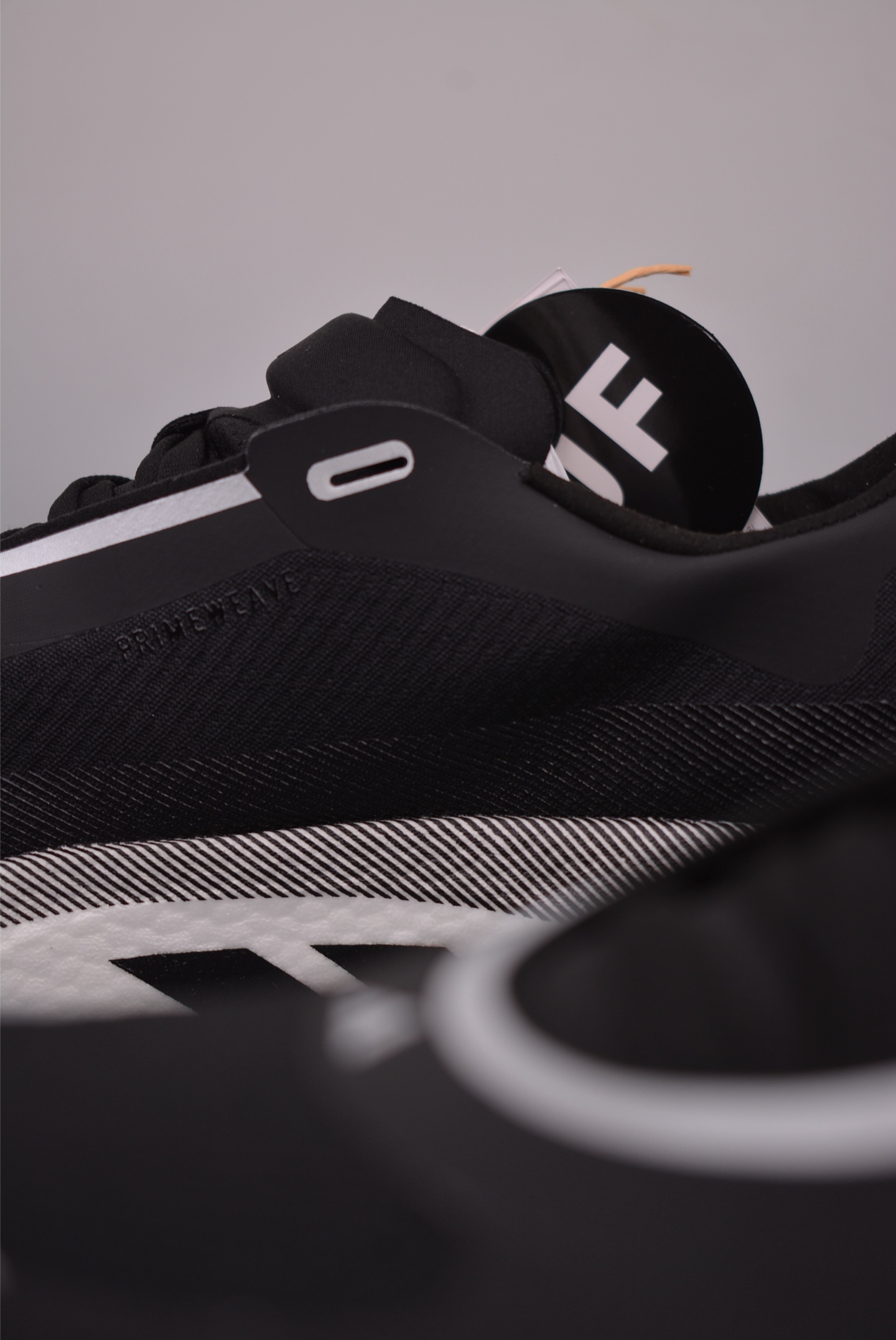 adidas HYPER BOOST EDGE M 全掌爆米花回弹大底 KI1923