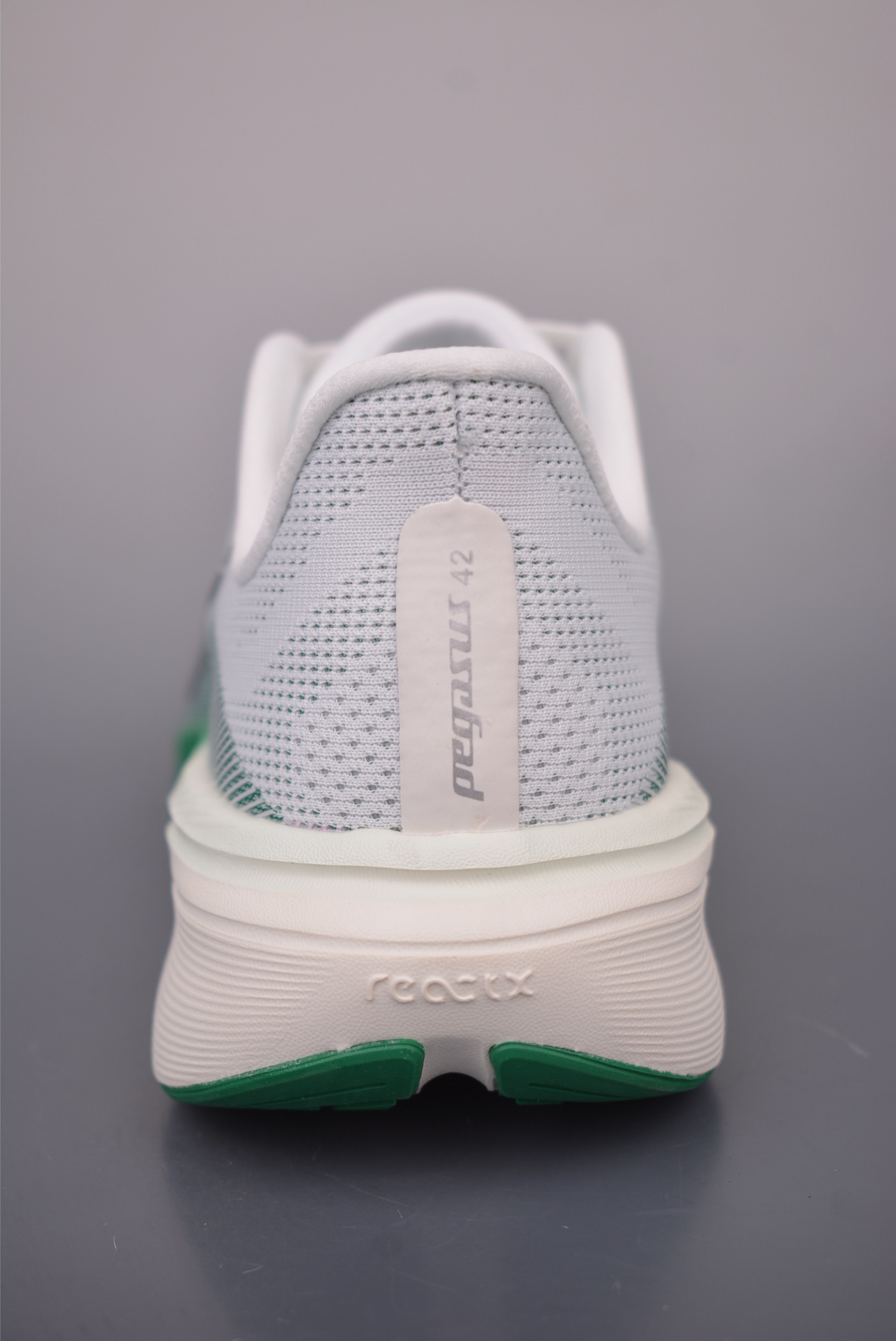 Nike Zoom Pegasus 42 减震防滑耐磨透气 低帮跑步鞋 IB1181-100 Nike Zoom Pegasus 42 减震防滑耐磨透气 低帮跑步鞋 IB1181-100