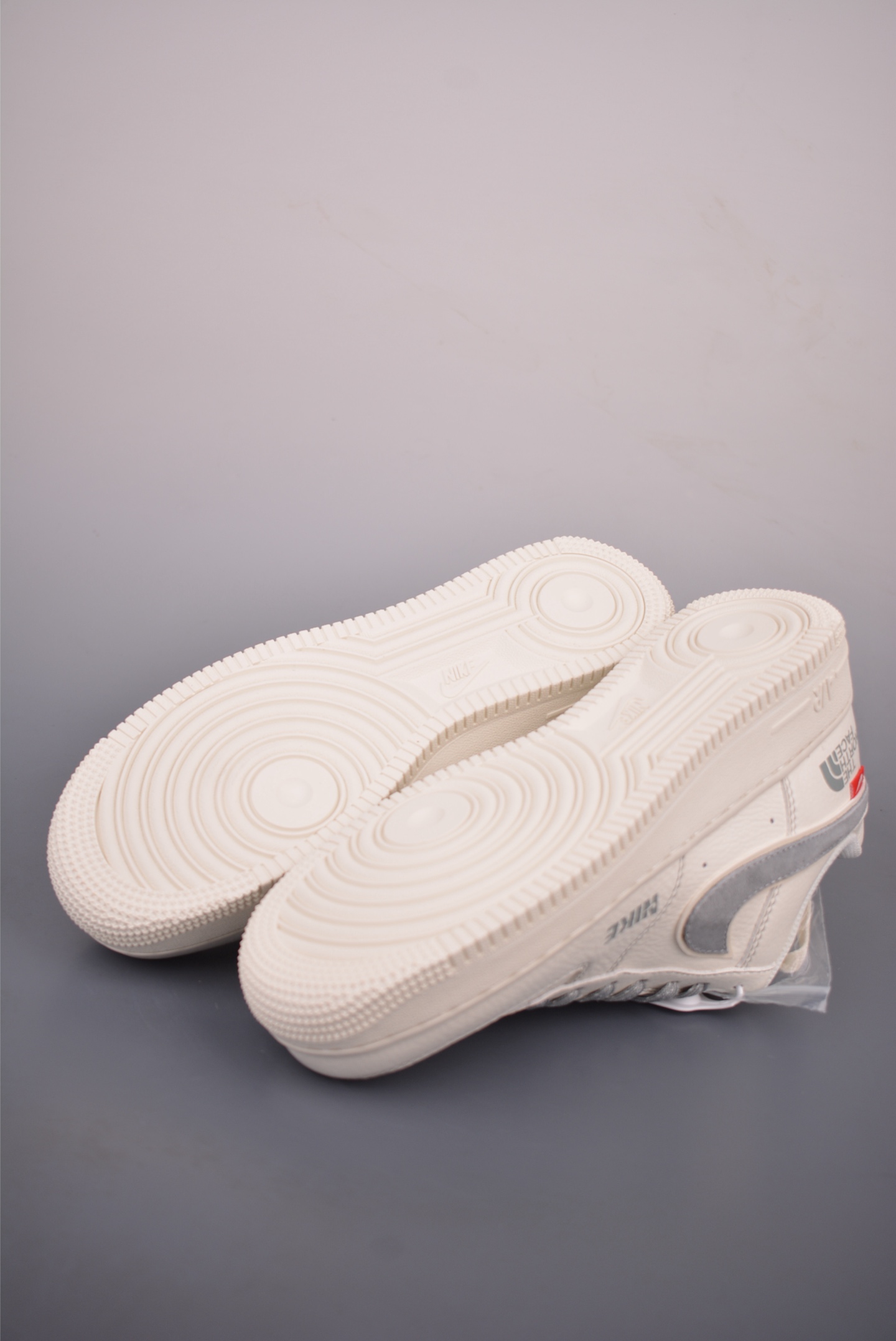 Nike Air Force 1 Low 北面联名 KG6699-F41-Top High Quatity Cheap Sneakers Fashion Clothing Clothes Bags handbags Shoes of all Brand wholesale With The best Quality And Beautiful Price from China Factory Chinese suppliers wholesaler seller Nike Air Force 1 Low 北面联名 KG6699-F41